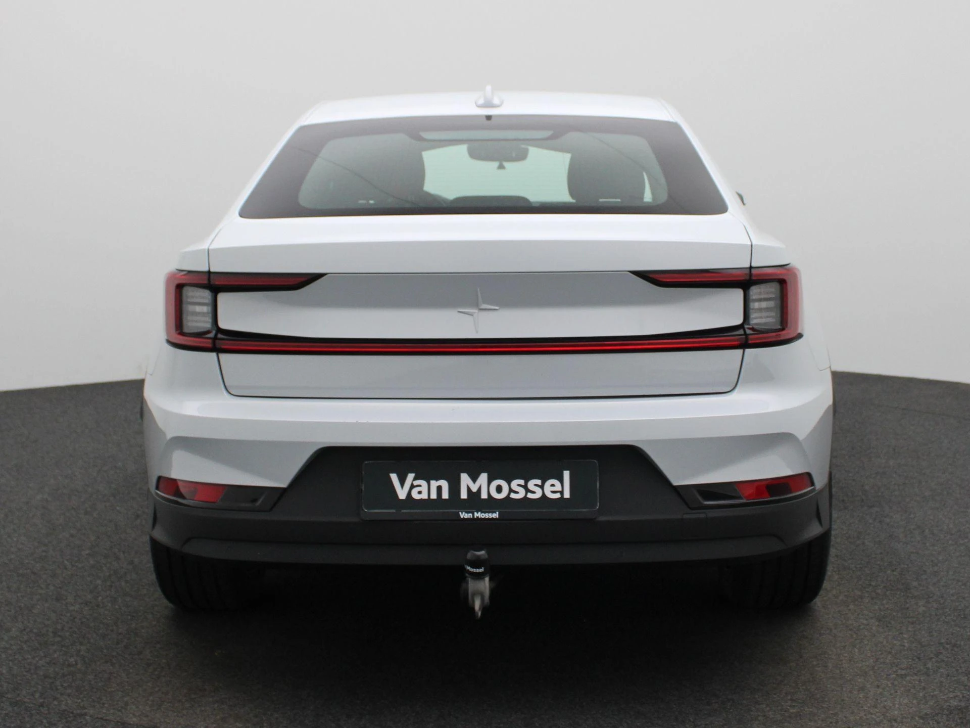 Polestar-2-image-4