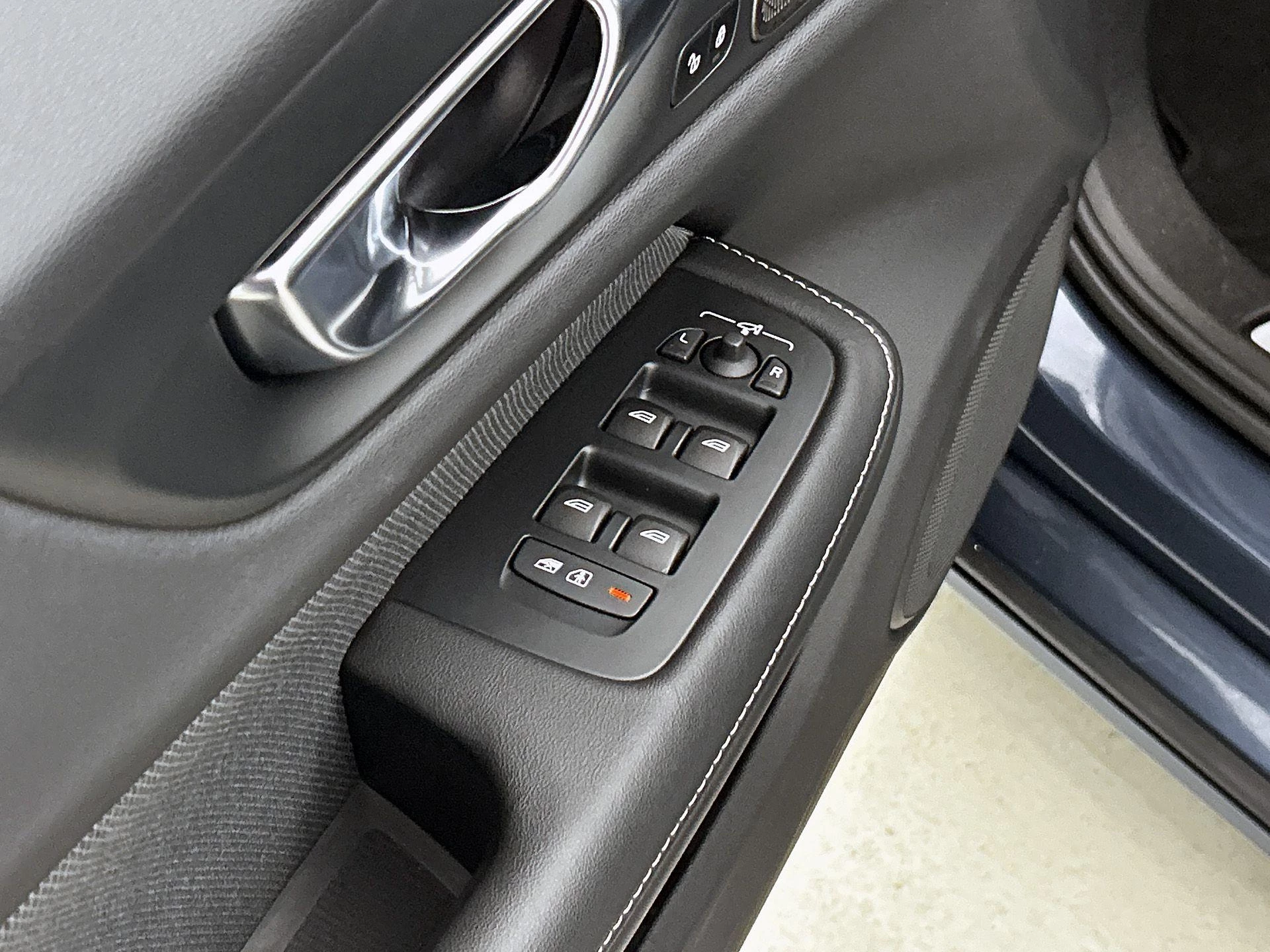 Volvo-V60-image-33