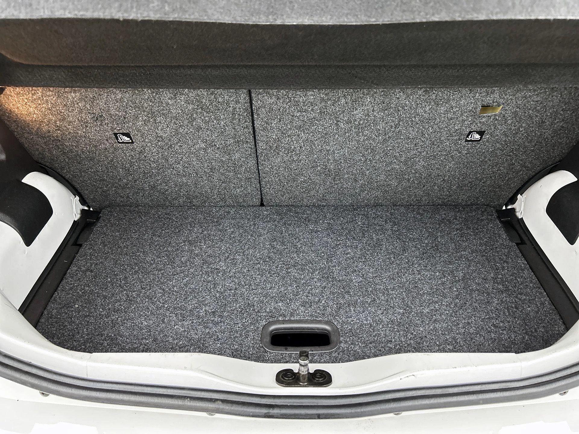 Volkswagen-up!-image-20