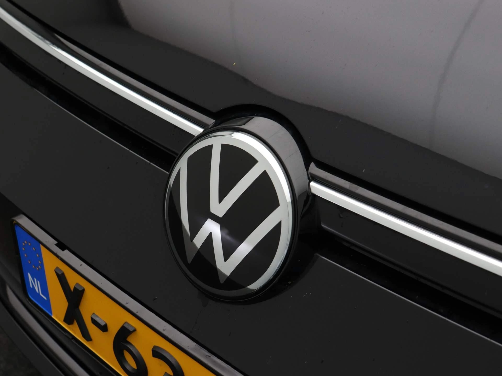 Volkswagen-Golf-image-36