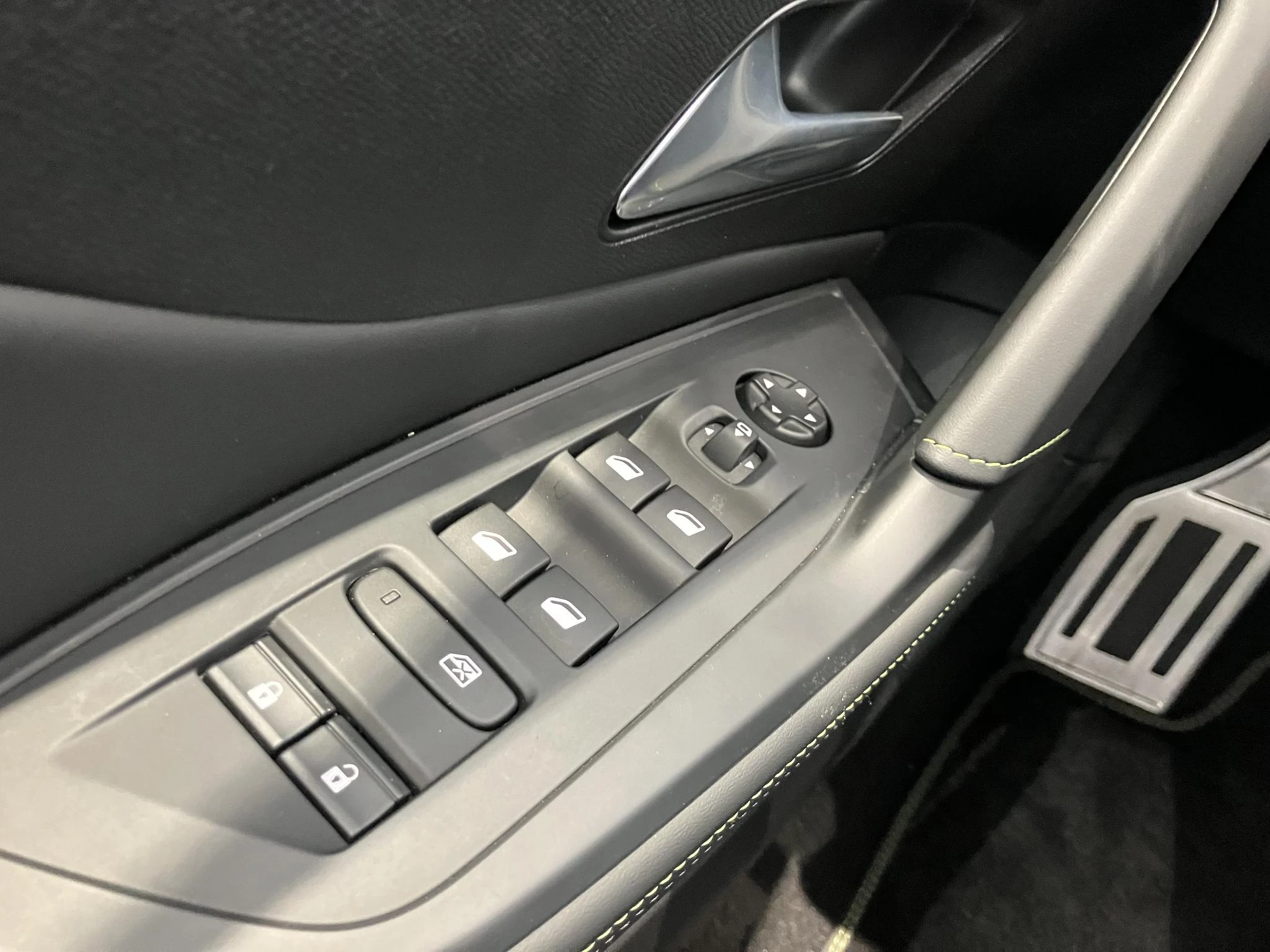 Peugeot 308 SW 1.2 Hybrid 145 e-DCS6 GT