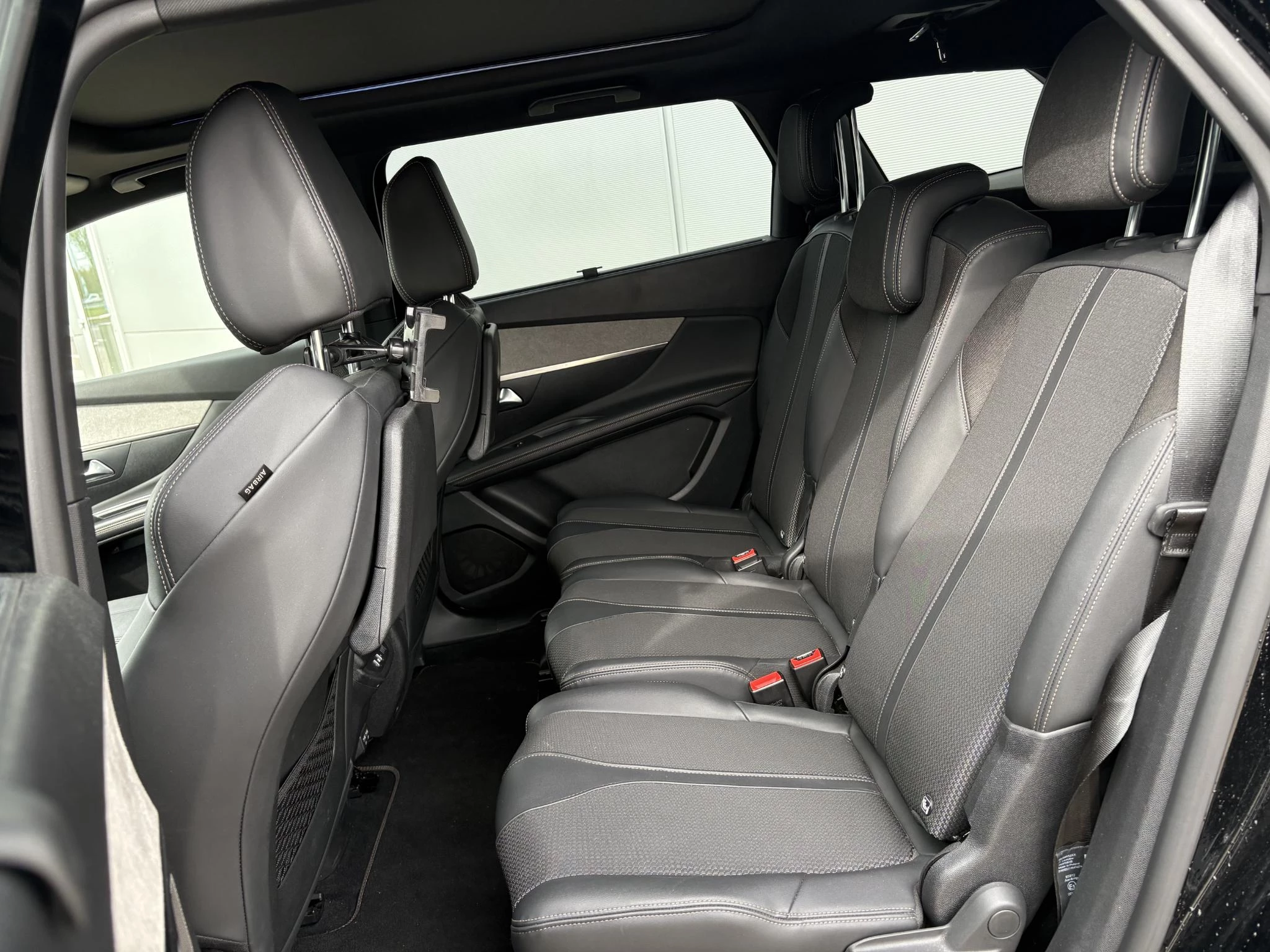 Peugeot-5008-image-12