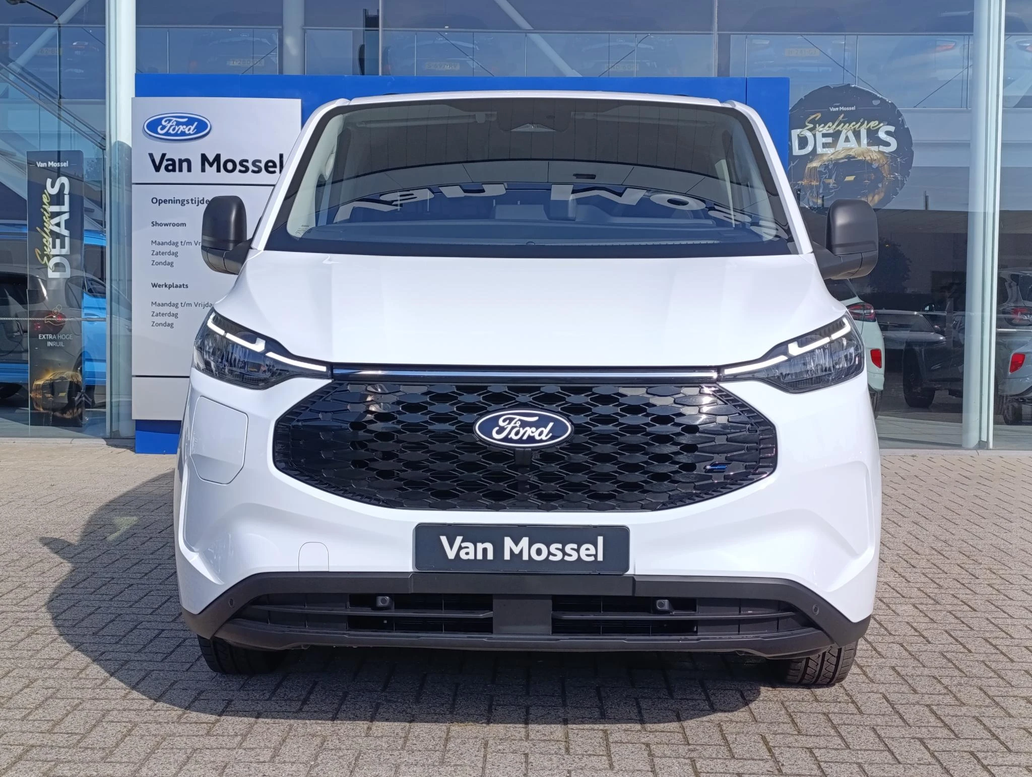 Ford-E-Transit-image-2