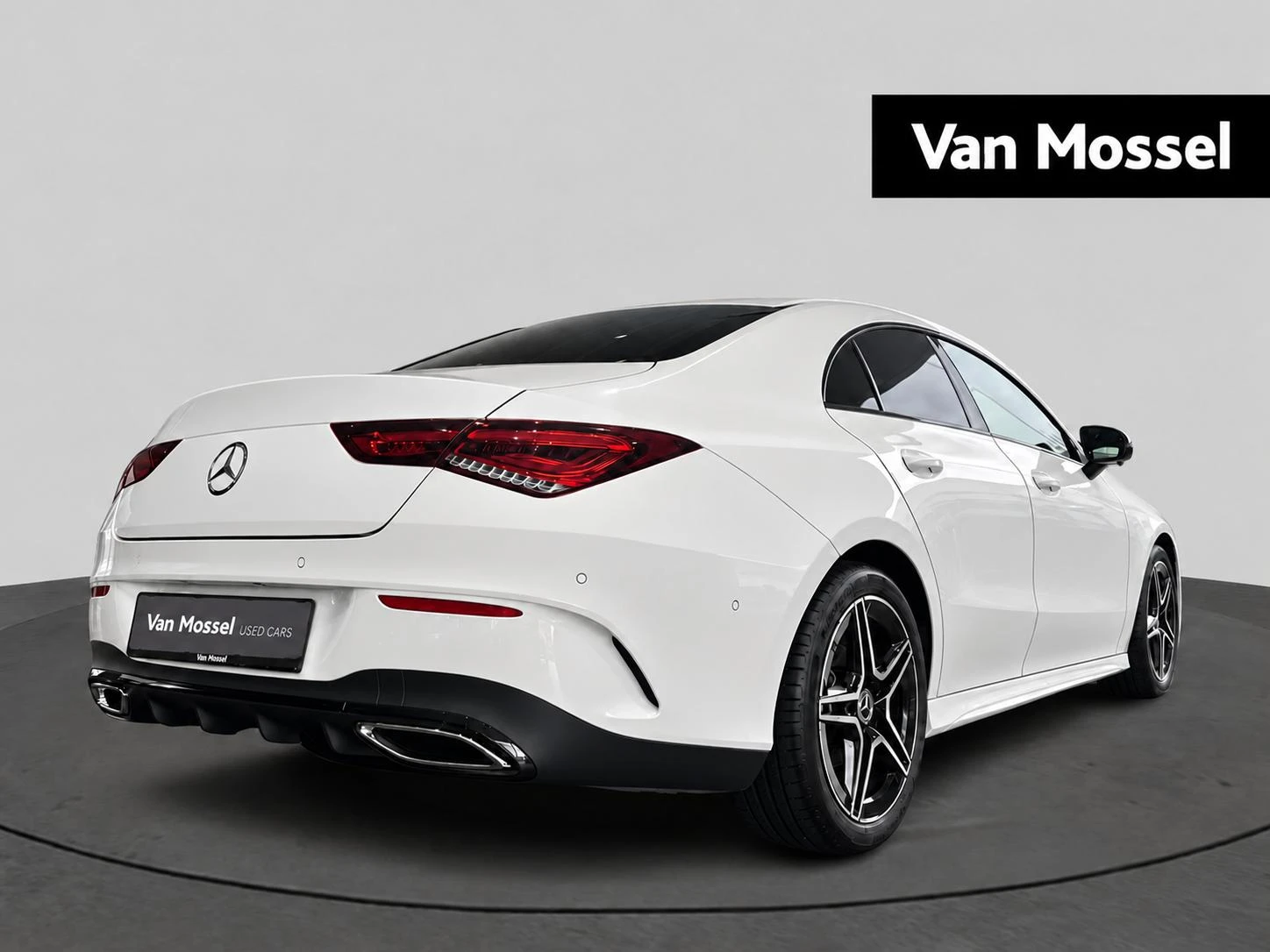 Mercedes-Benz-CLA-image-3