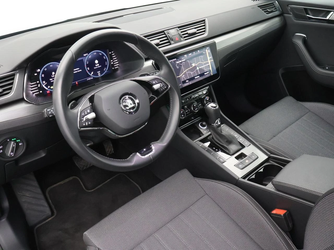 Škoda-Superb-image-8