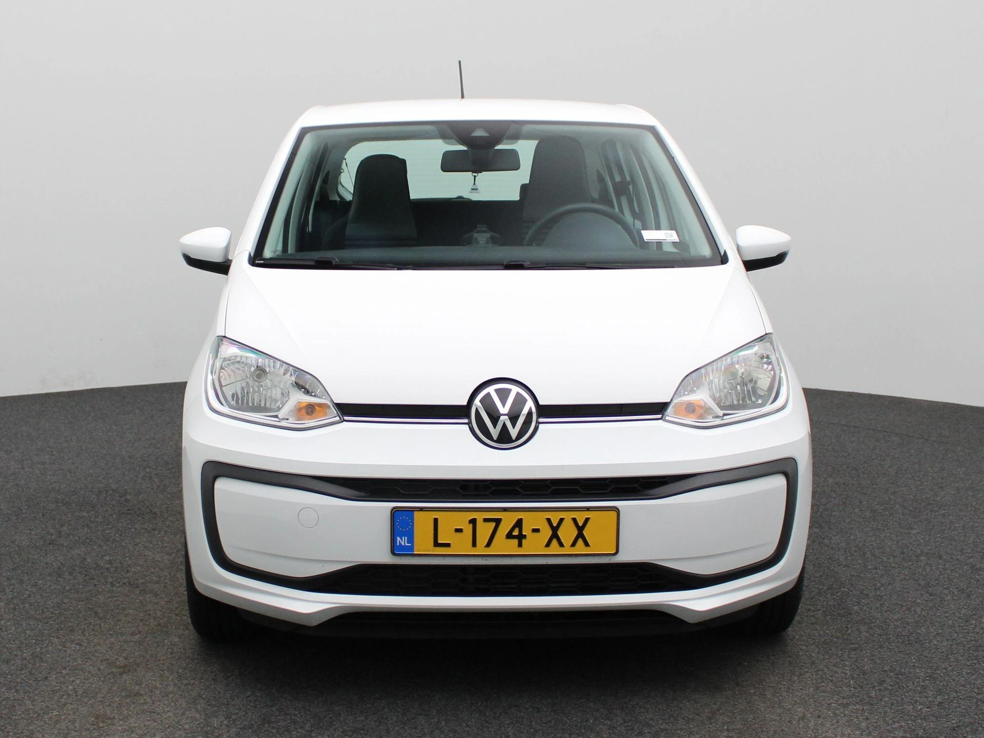 Volkswagen-up!-image-2