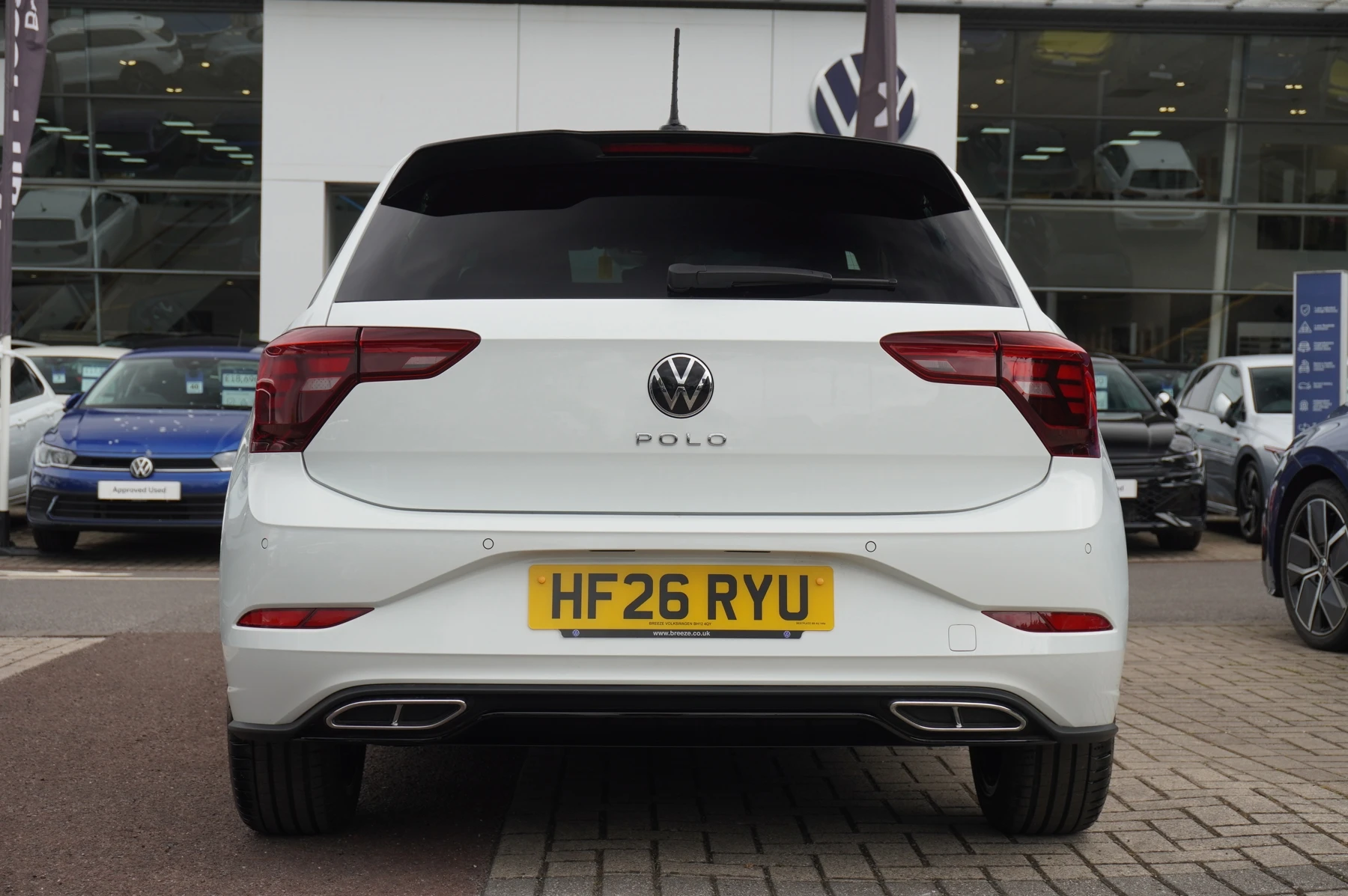 Volkswagen-Polo-image-14