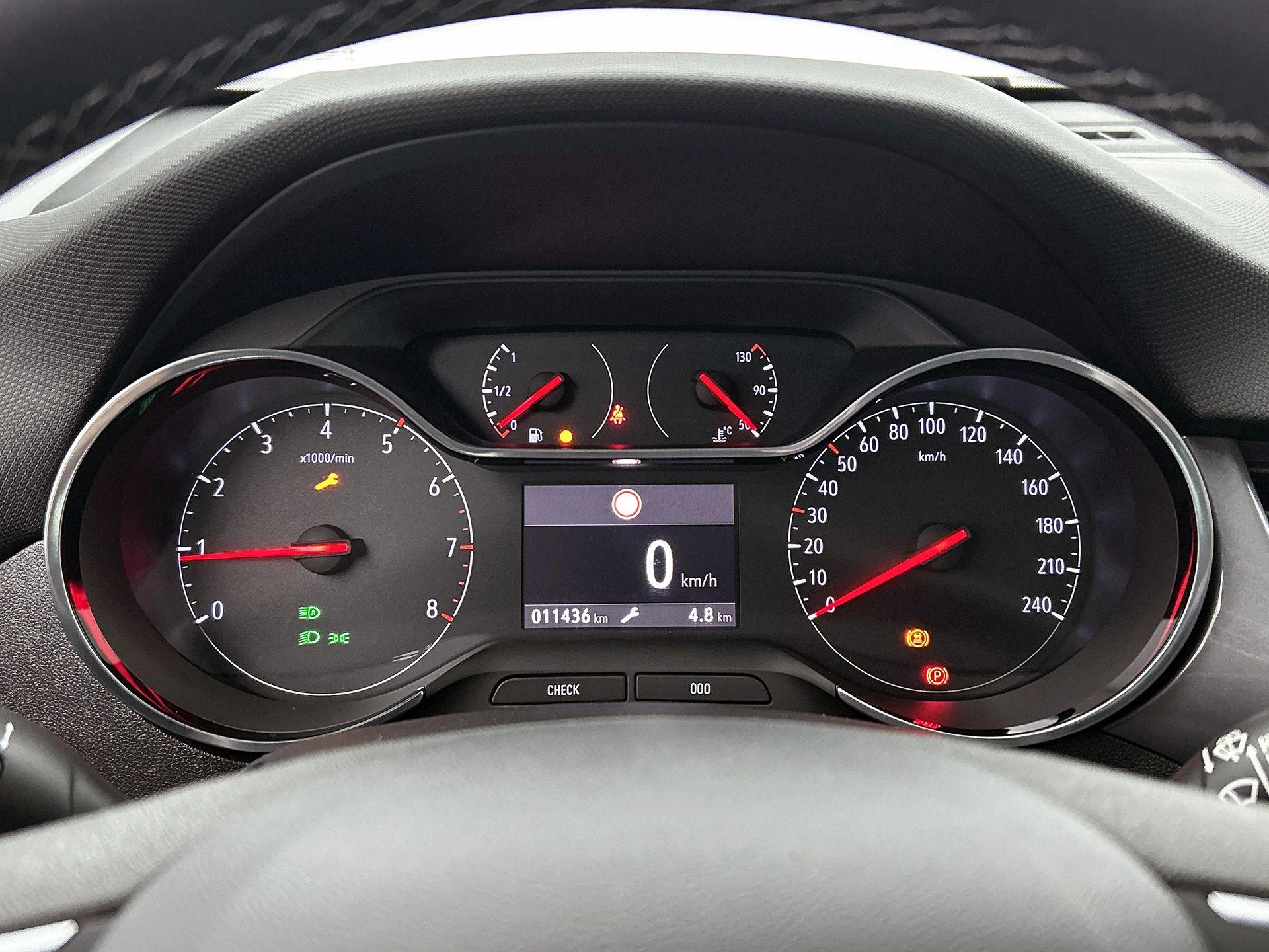 Opel-Crossland-image-12