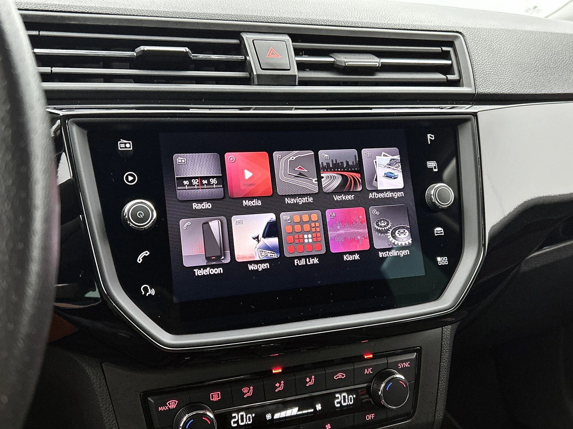 SEAT-Ibiza-image-27