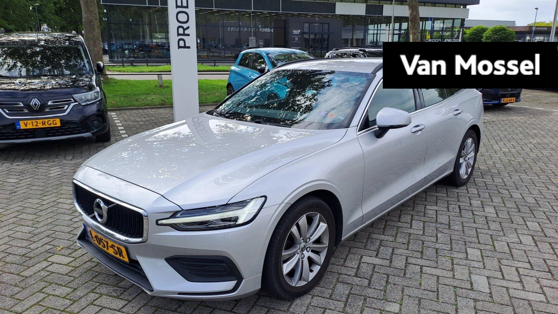 Volvo-V60-image-0