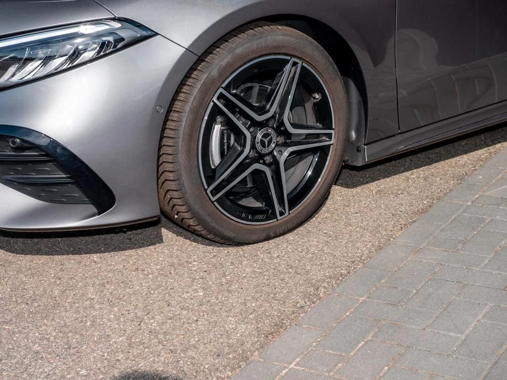 Mercedes-Benz-A-Klasse 200-image-6