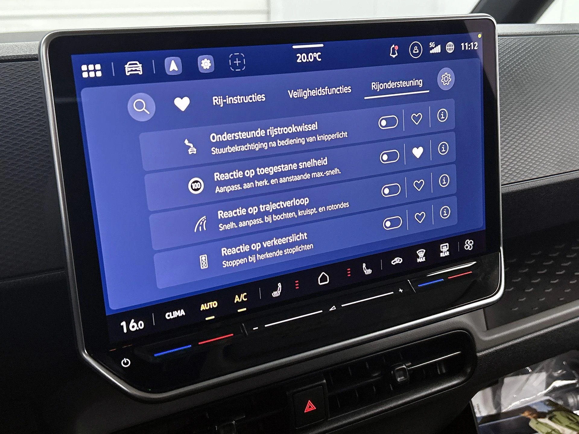 Volkswagen-ID. Buzz Cargo-image-11