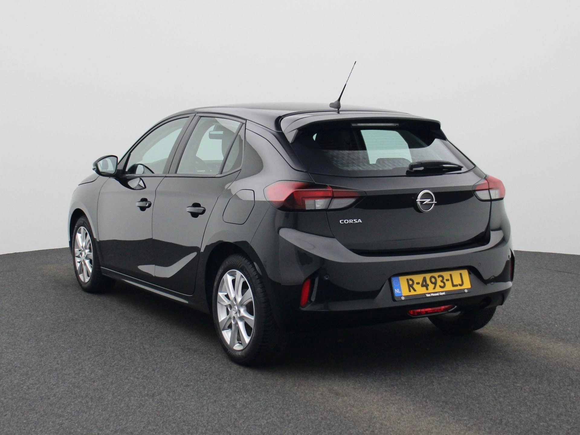 Opel-Corsa-image-6