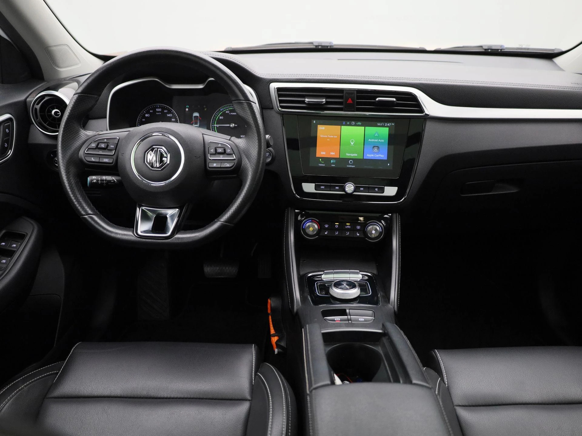 MG-ZS EV-image-6