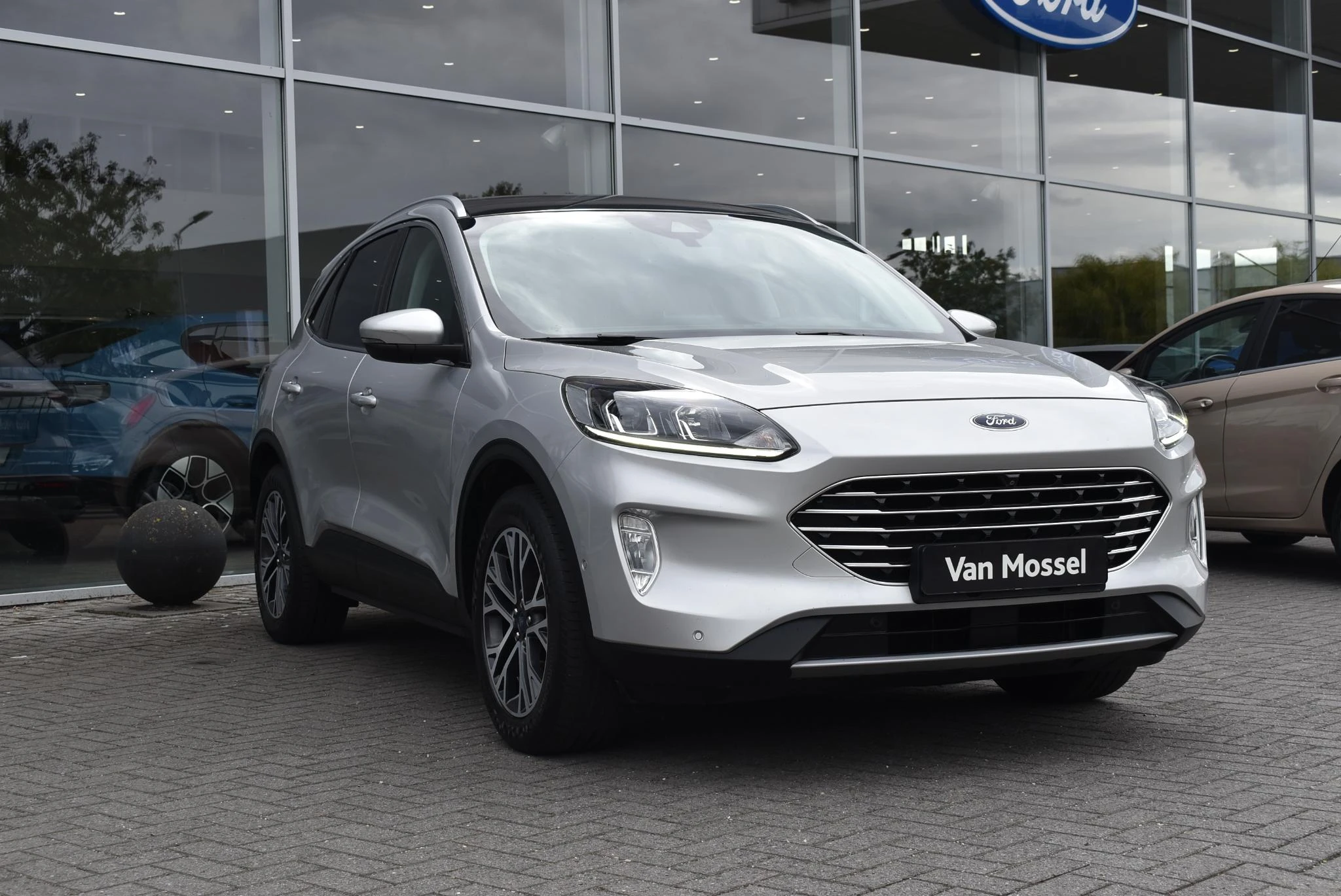 Ford-Kuga-image-2