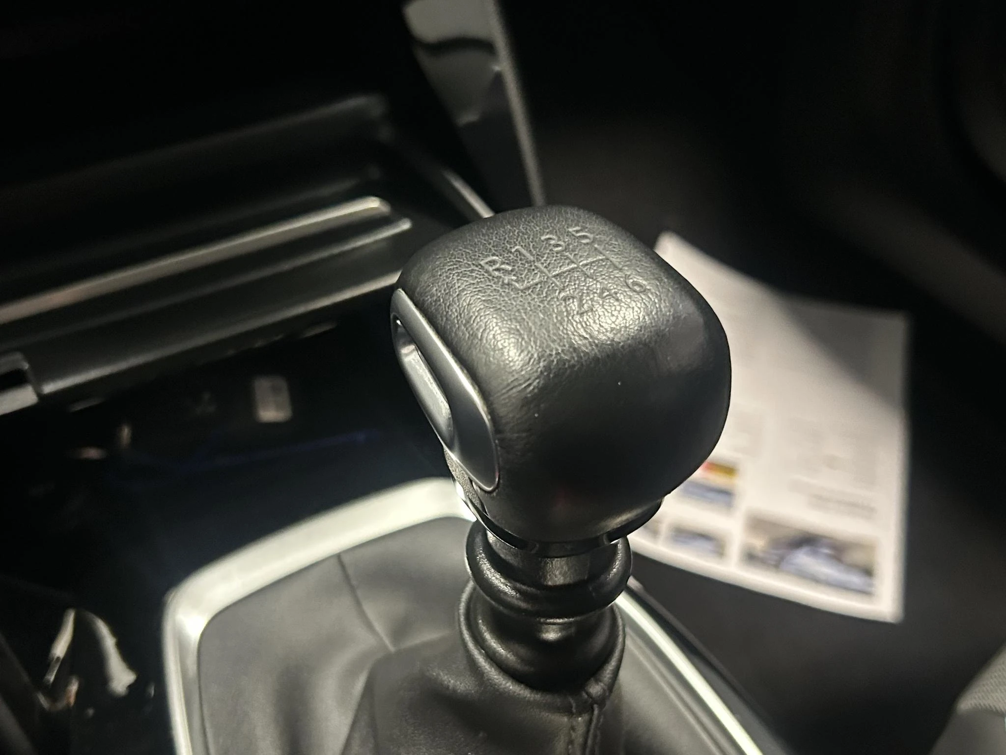 Peugeot-2008-image-15