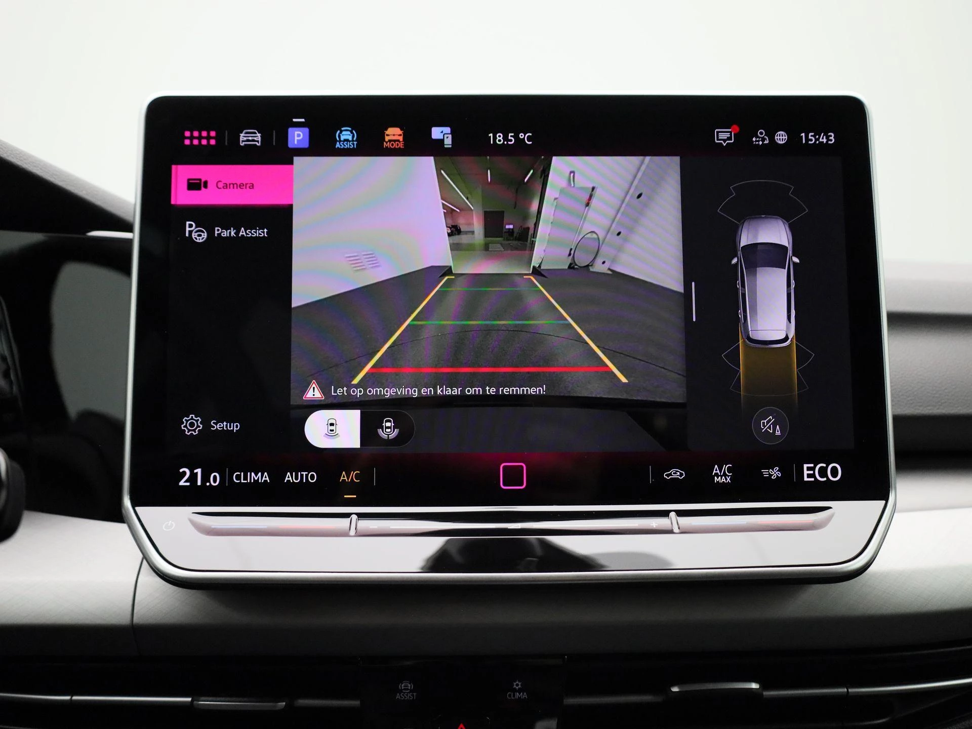 Volkswagen-Golf-image-29