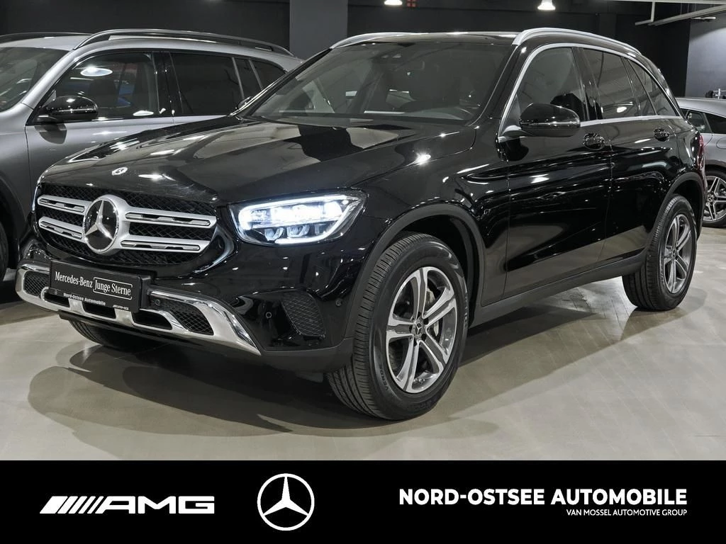 Mercedes-Benz GLC 300 e 4M PANO AHK KAMERA DISTRO LED DAB 9G