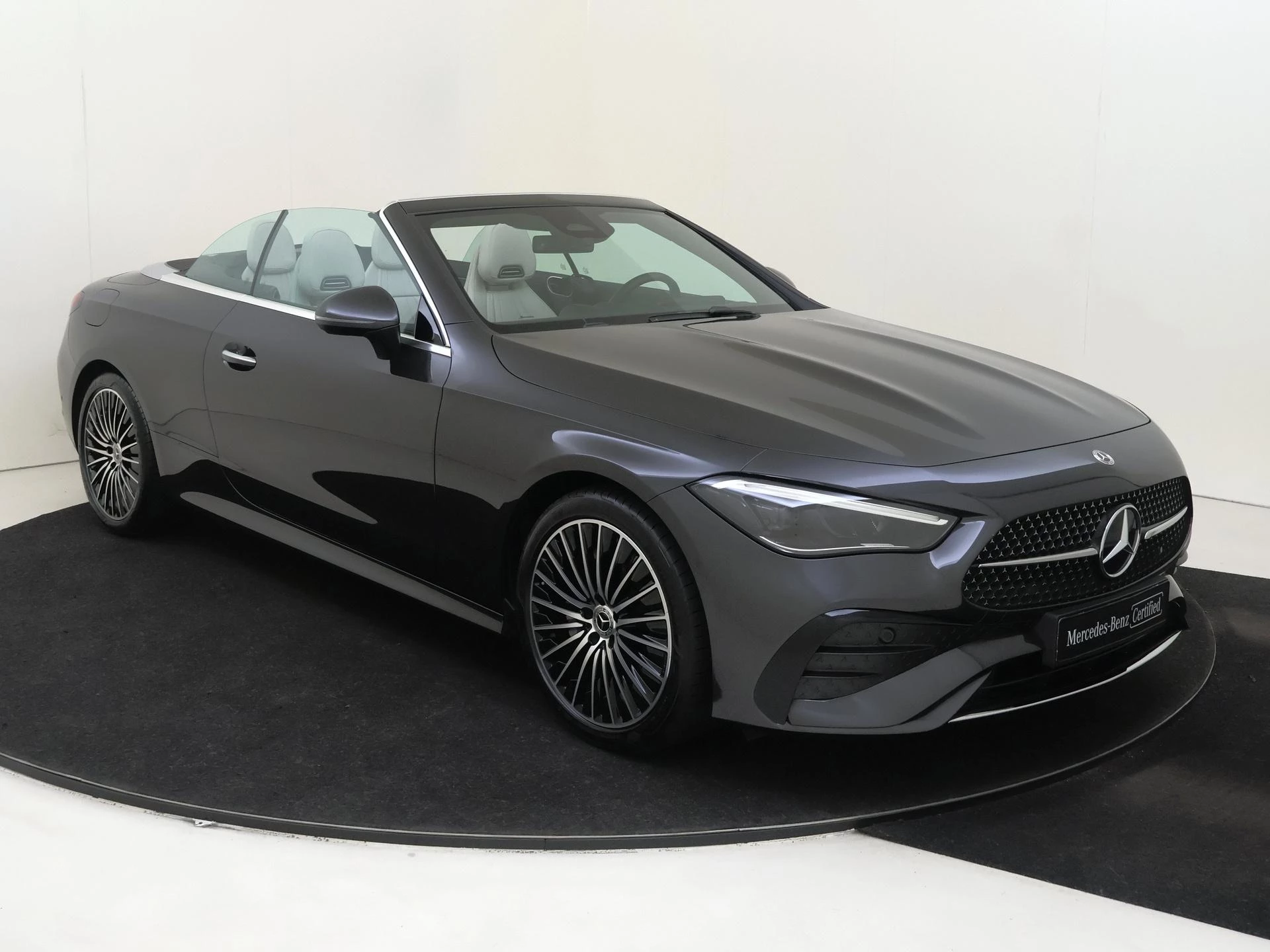 Mercedes-Benz-CLE-image-1