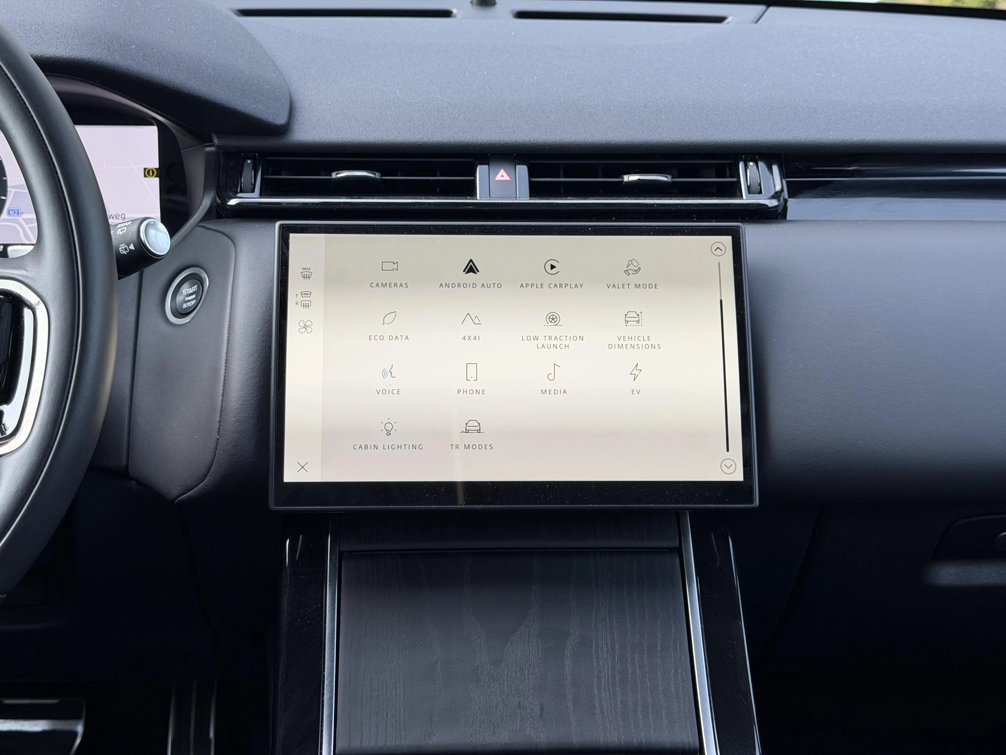 Land Rover-Range Rover Velar-image-24