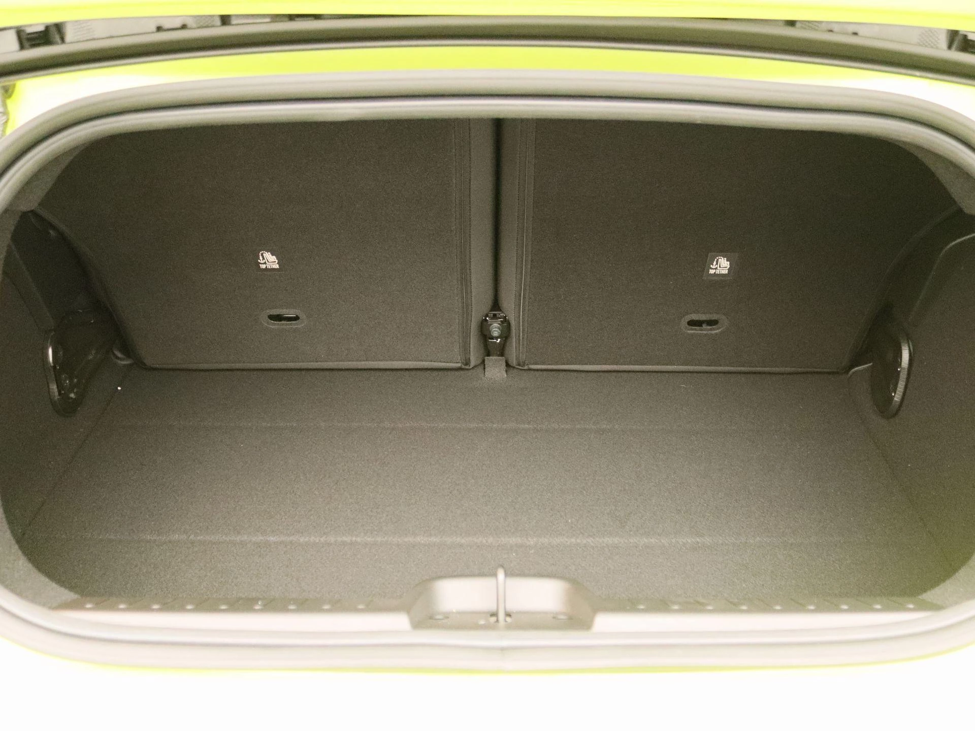 Abarth-500e-image-14