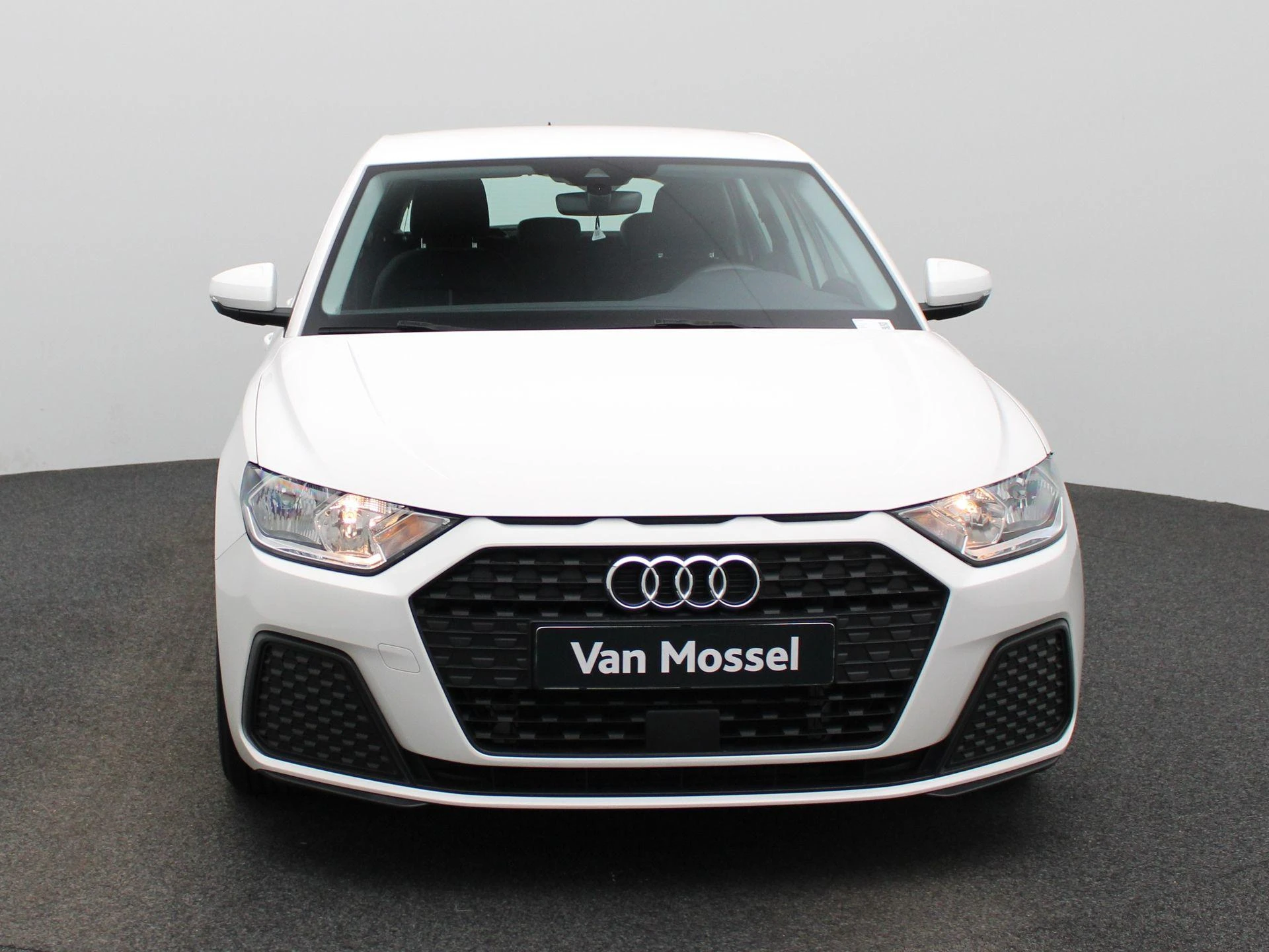Audi-A1 Sportback-image-2