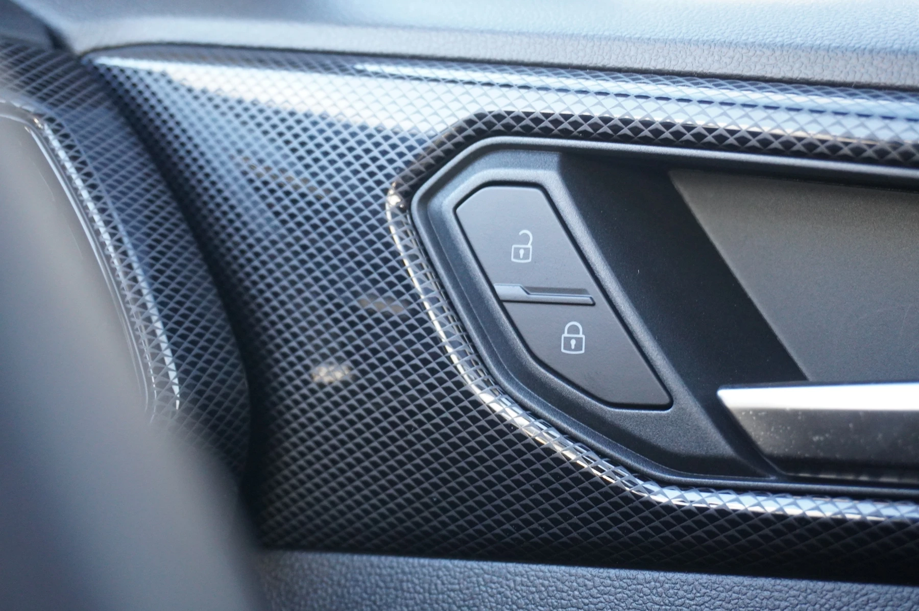 Volkswagen-T-Cross-image-31