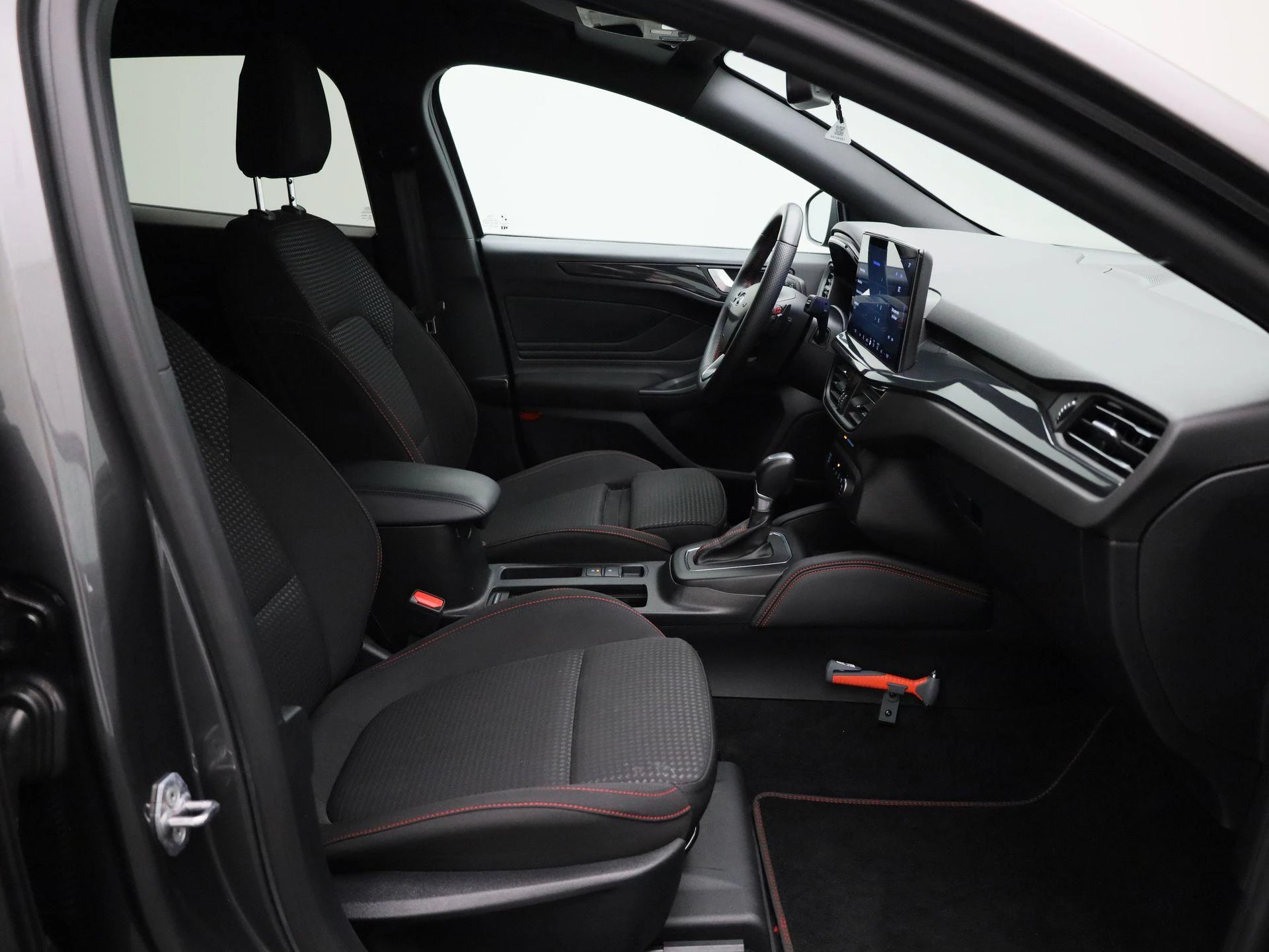 Ford Focus Wagon 1.0 EcoBoost Hybrid ST Line X
