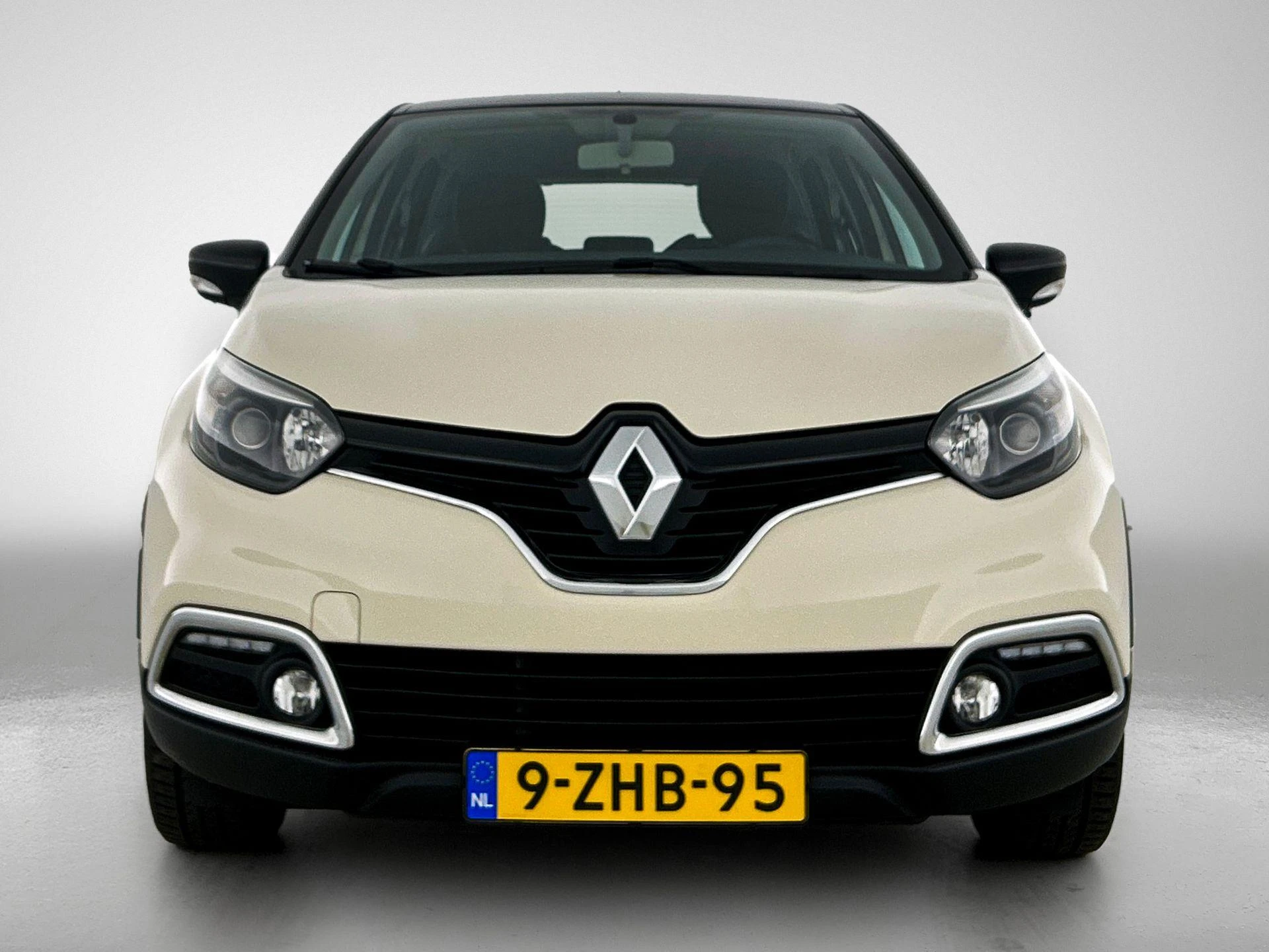Renault-Captur-image-4