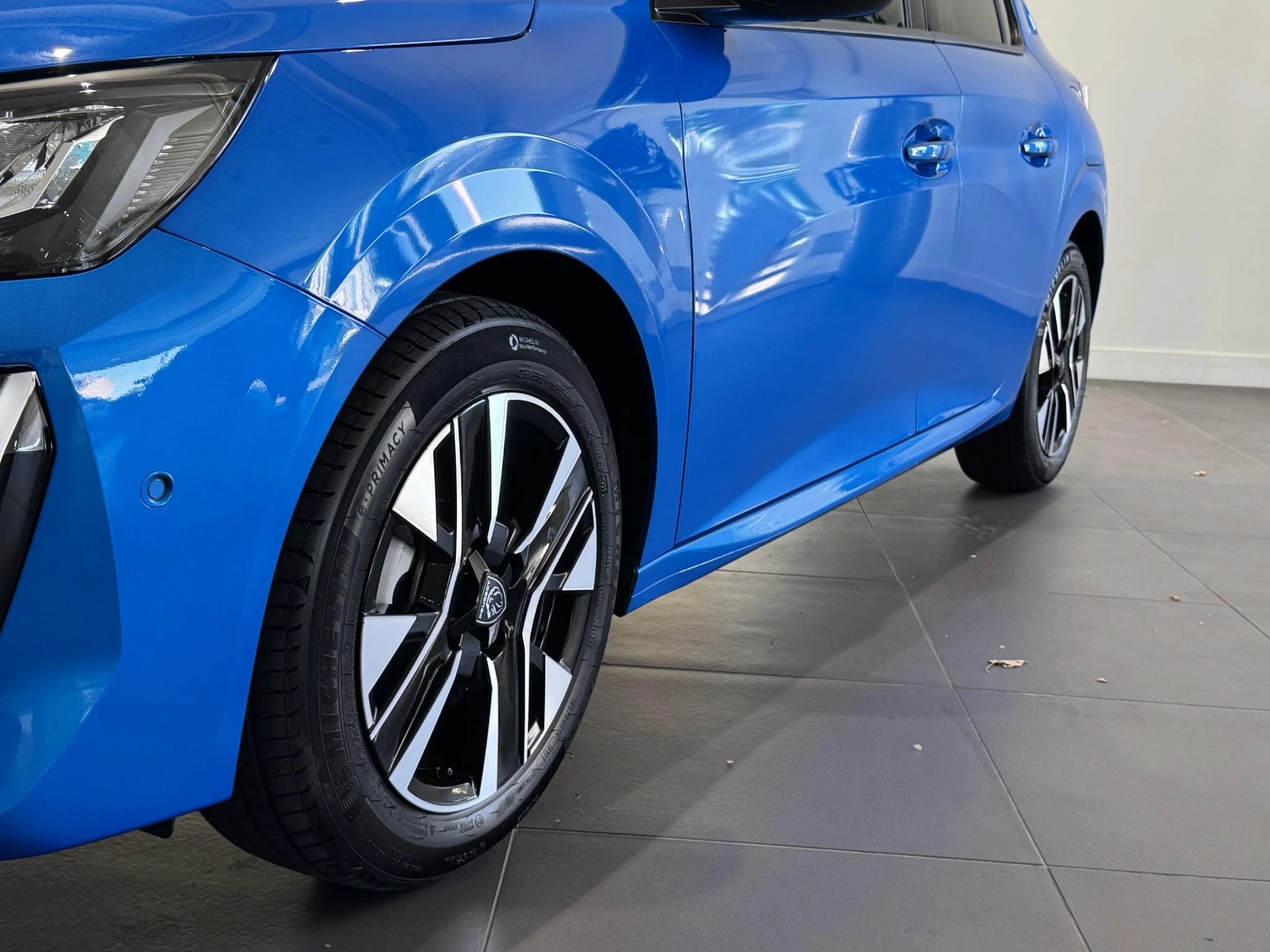 Peugeot 208 1.2 Hybrid 110 e-DCS6 GT