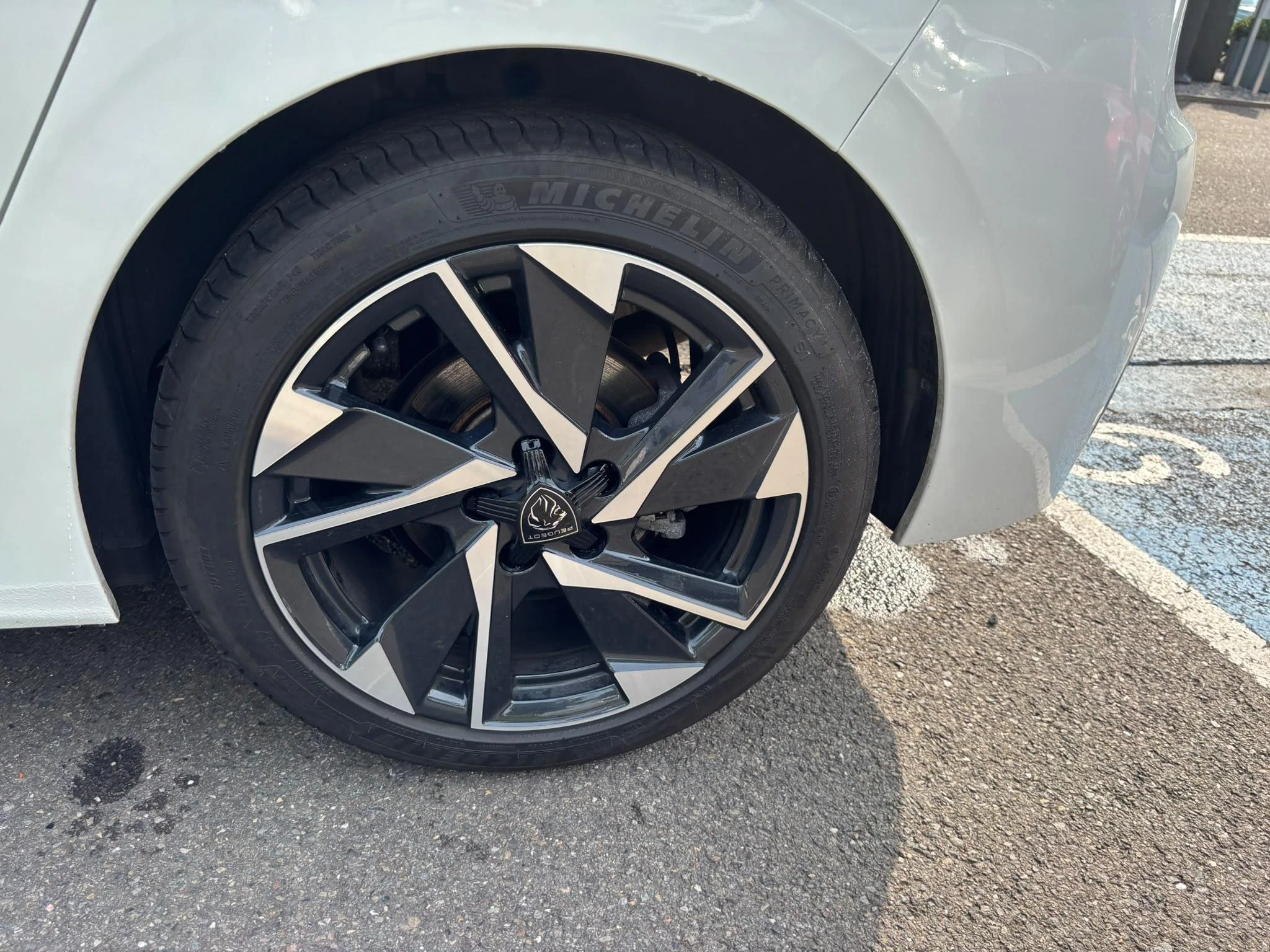 Peugeot 308 1.2 PureTech 130 S&S EAT8 Allure