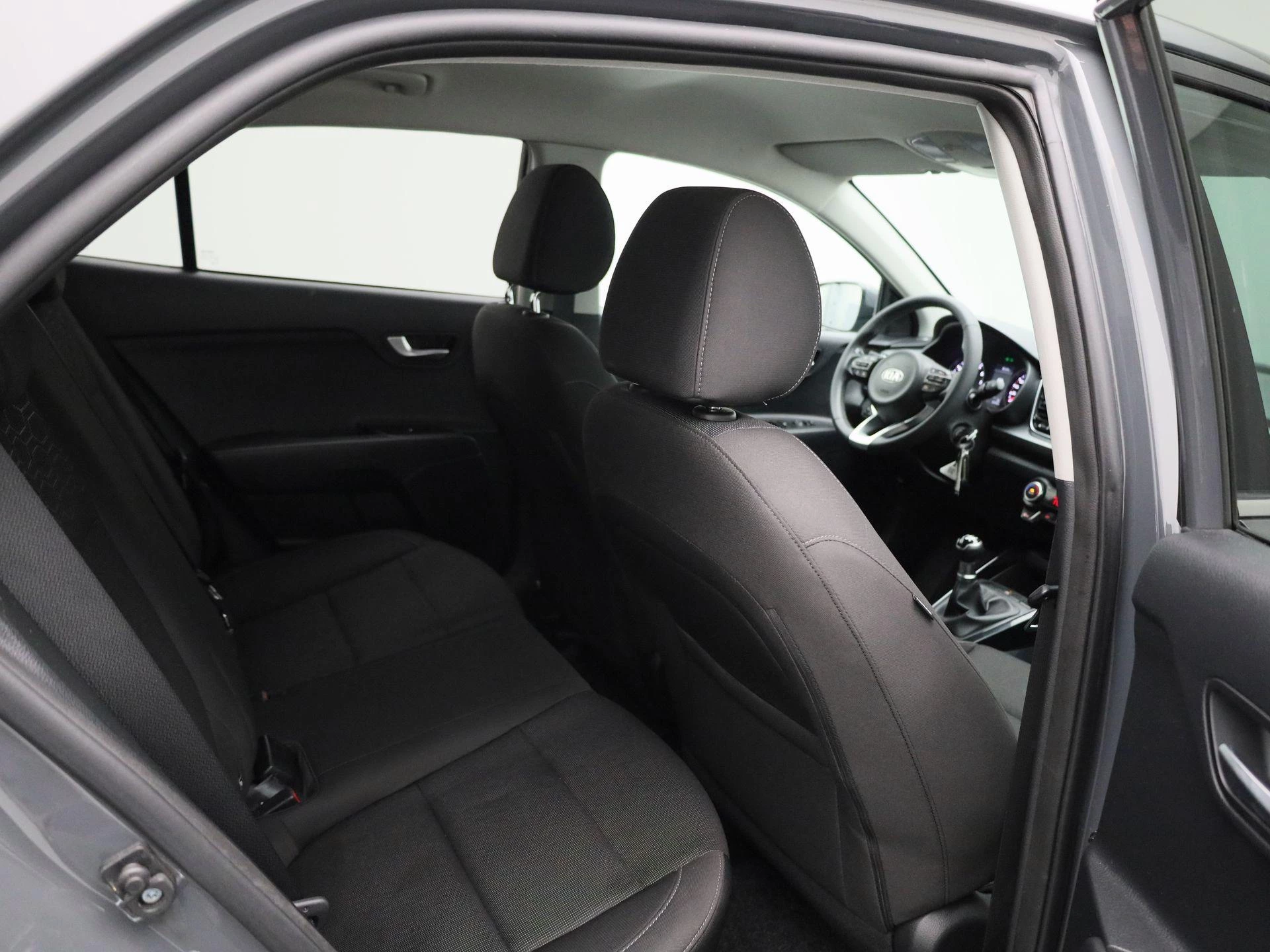 Kia-Rio-image-30