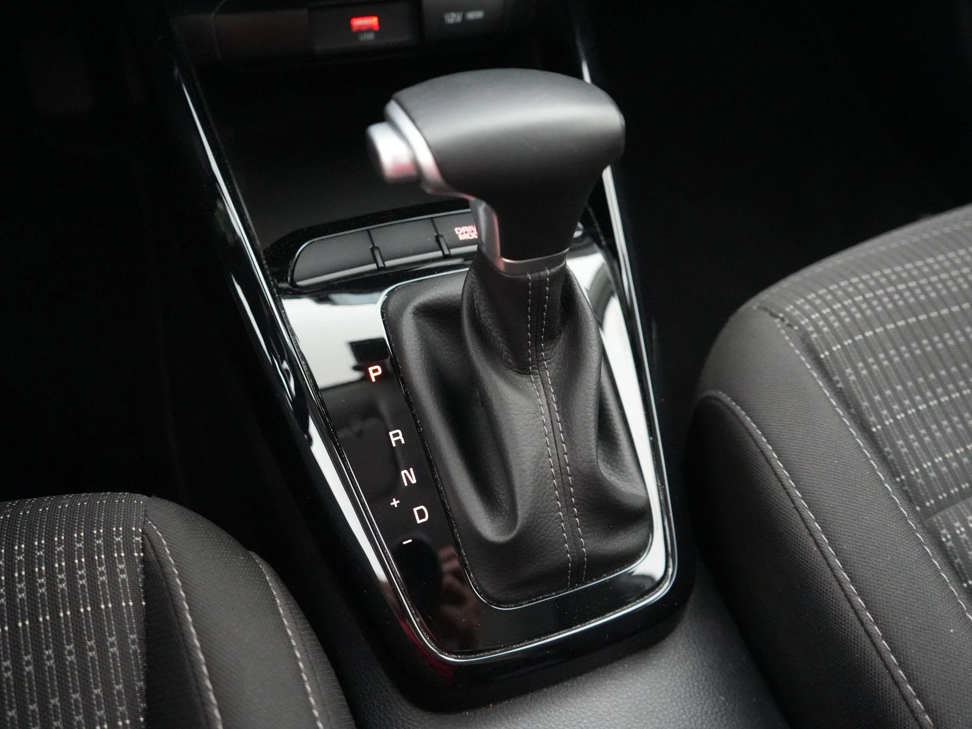Kia-Stonic-image-17
