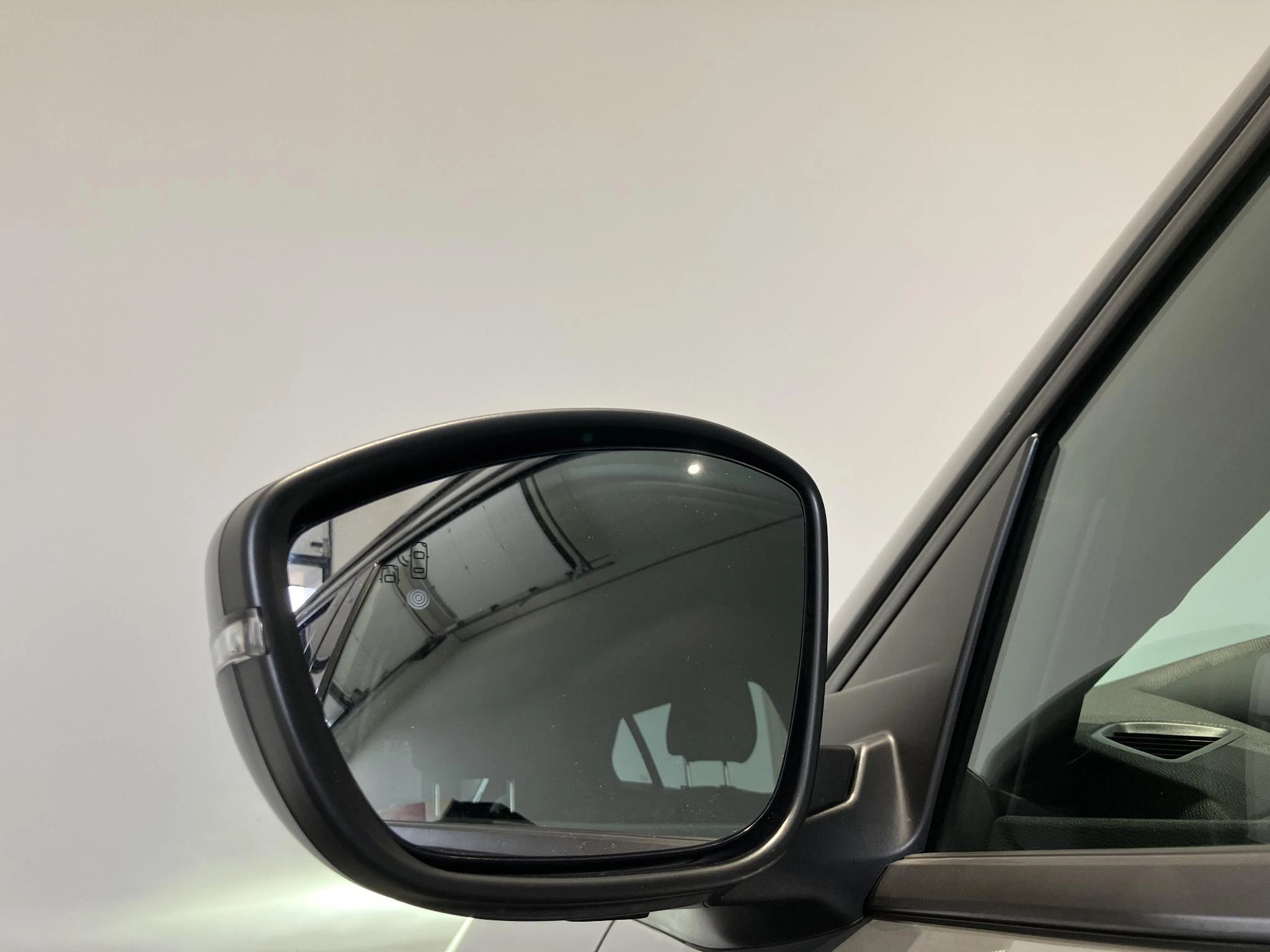 Peugeot-2008-image-10