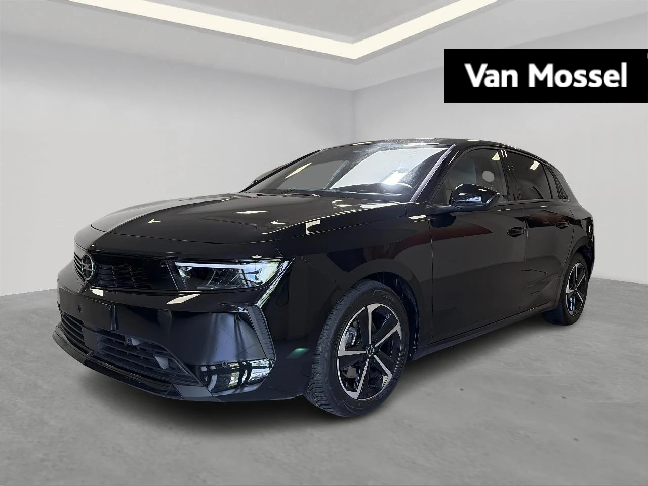 Opel-Astra-image-0