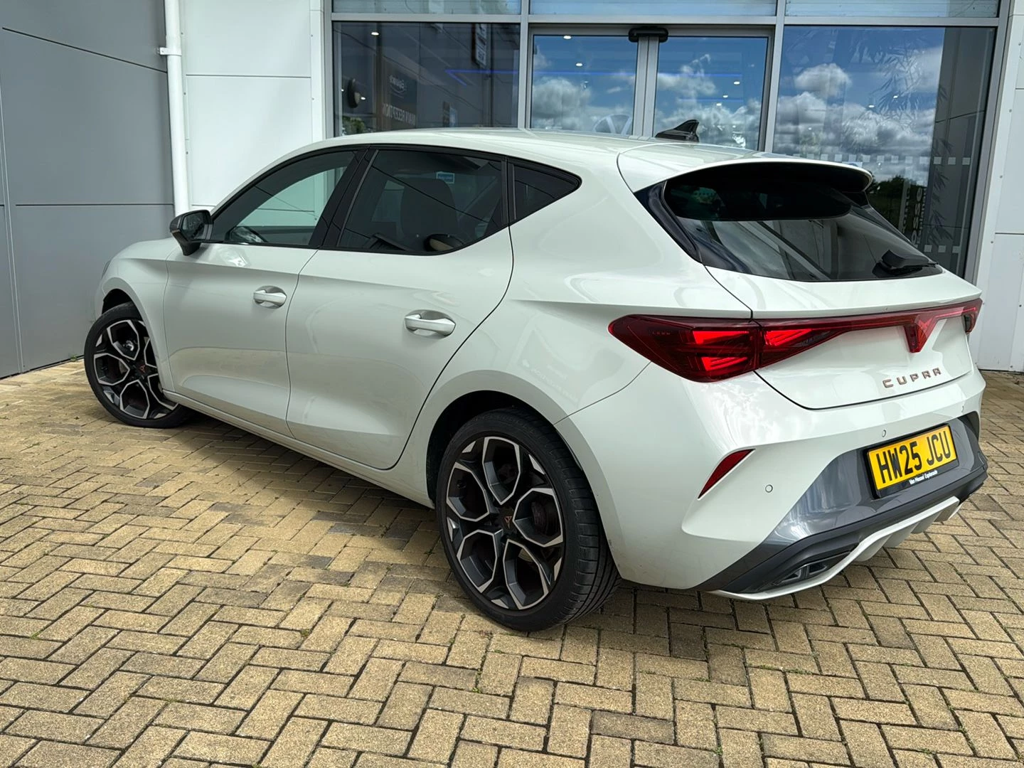 CUPRA Leon 1.5 TSI 150 V1 5dr