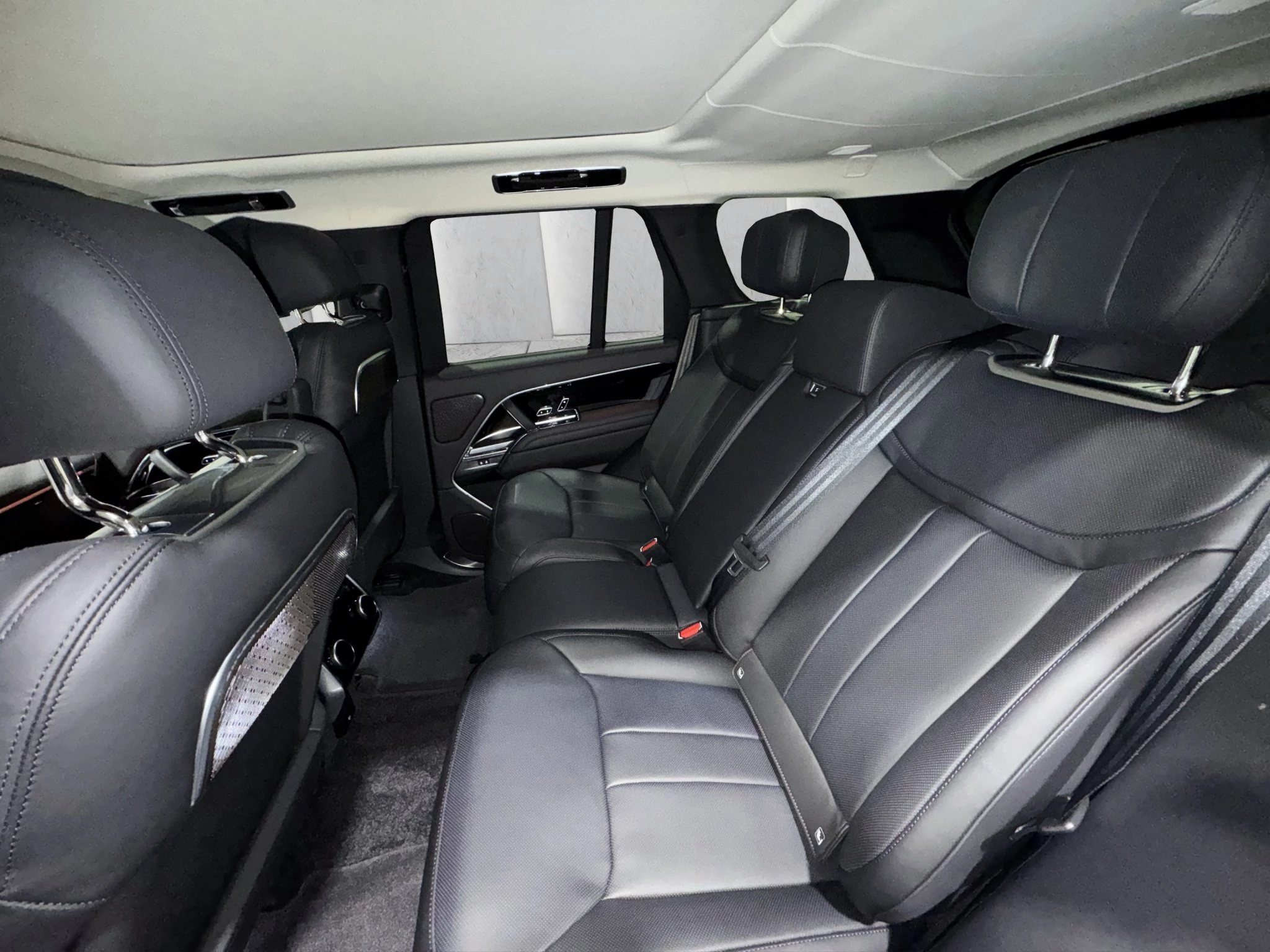 Land Rover Range Rover Autobiography 3.0 P550e 22 | AHK | Kühlfach