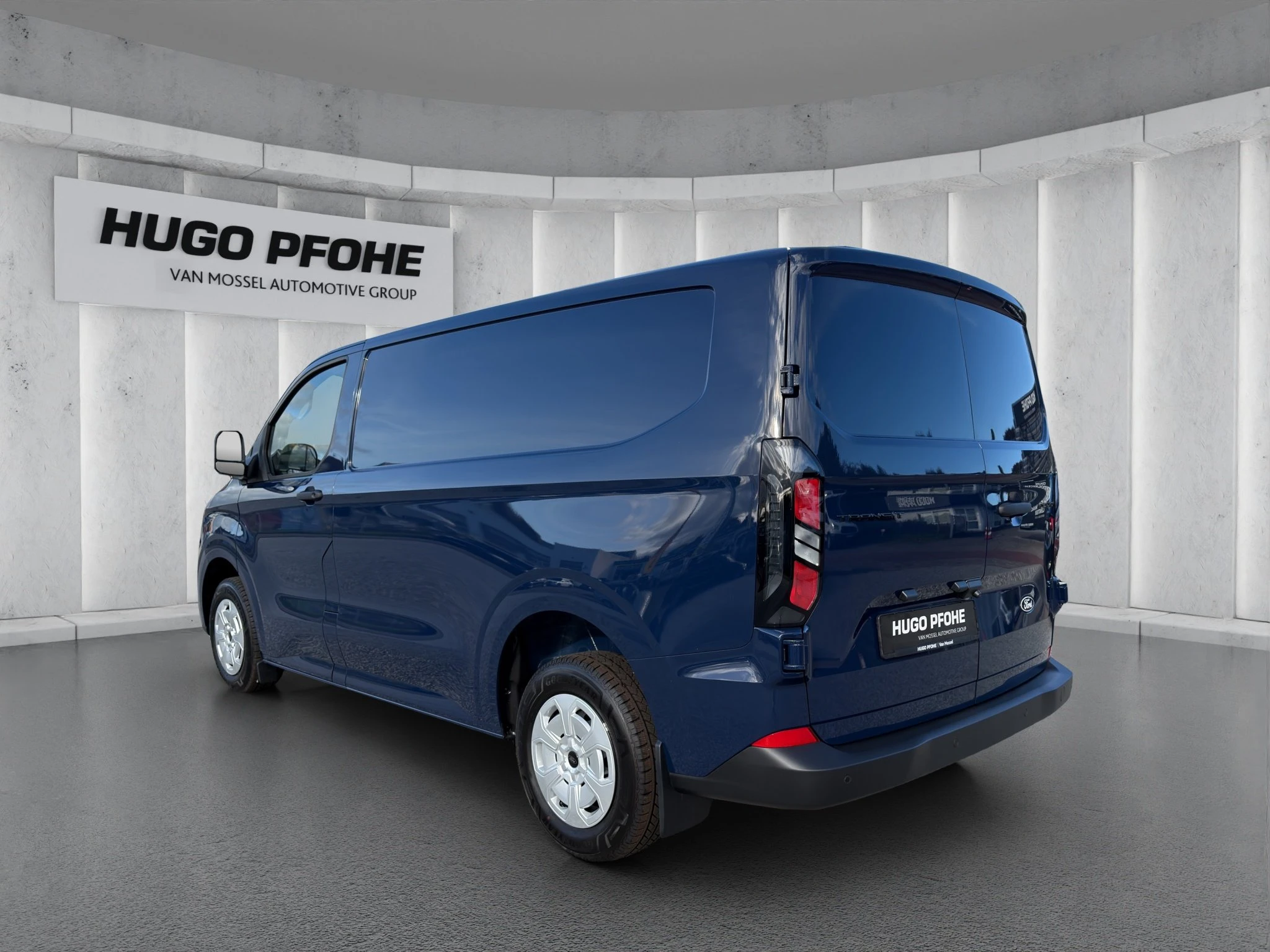 Ford-Transit Custom-image-2