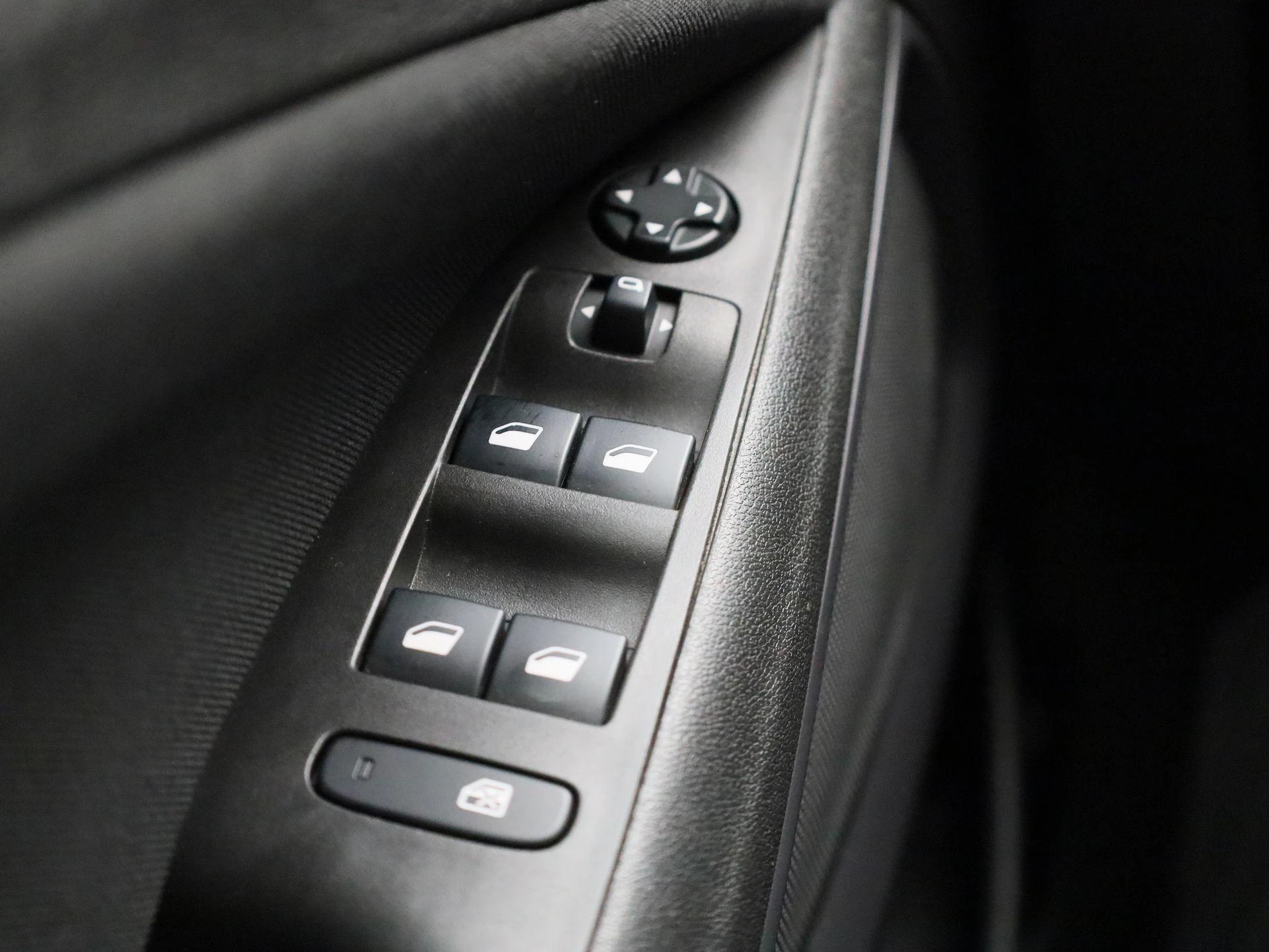 Opel-Crossland X-image-29