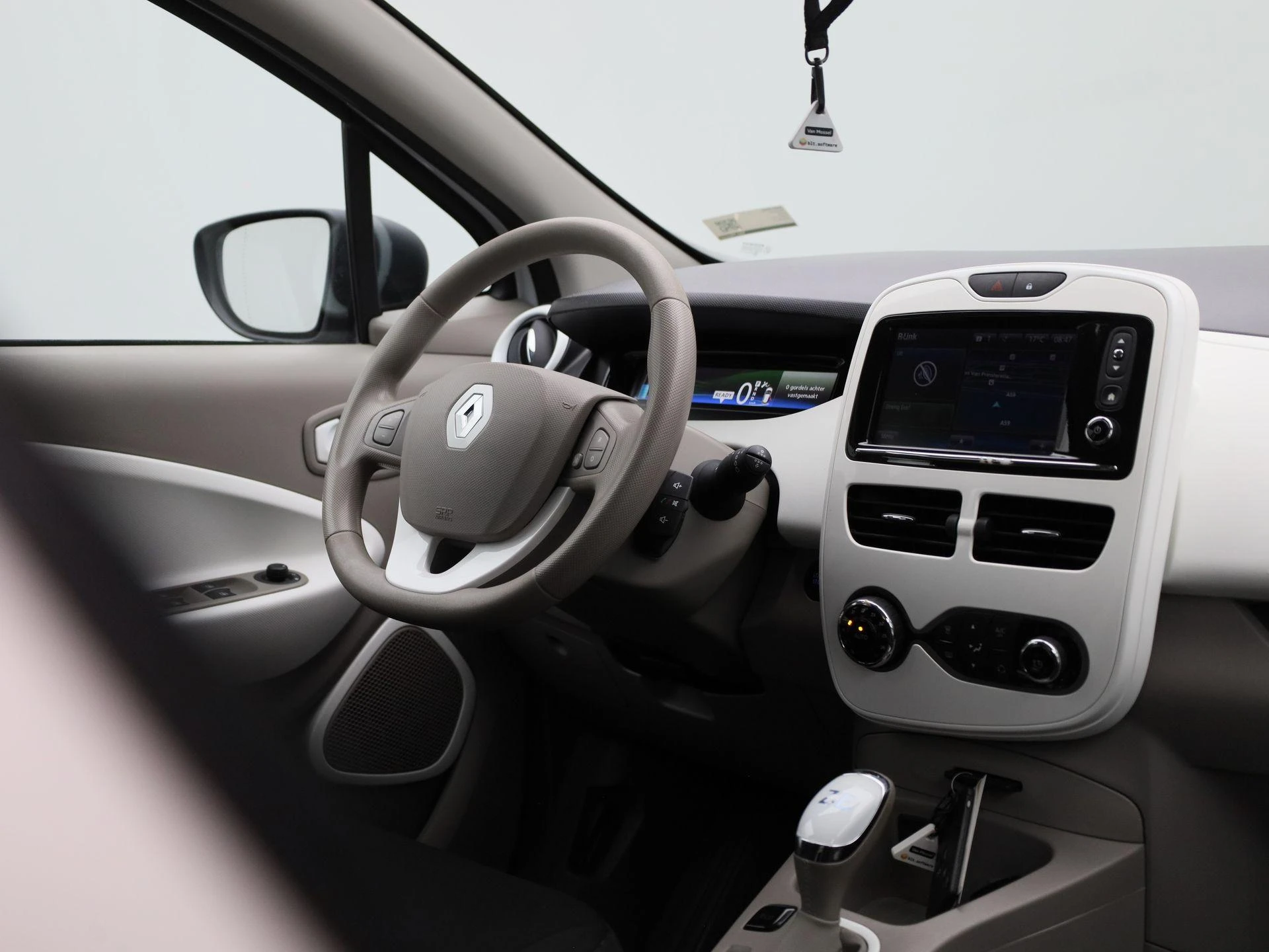 Renault-ZOE-image-30