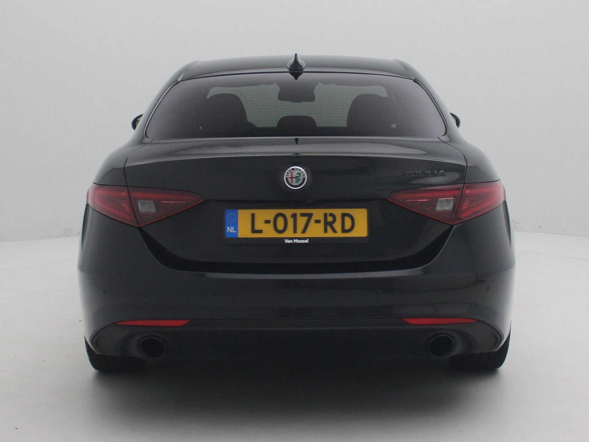 Alfa Romeo-Giulia-image-5
