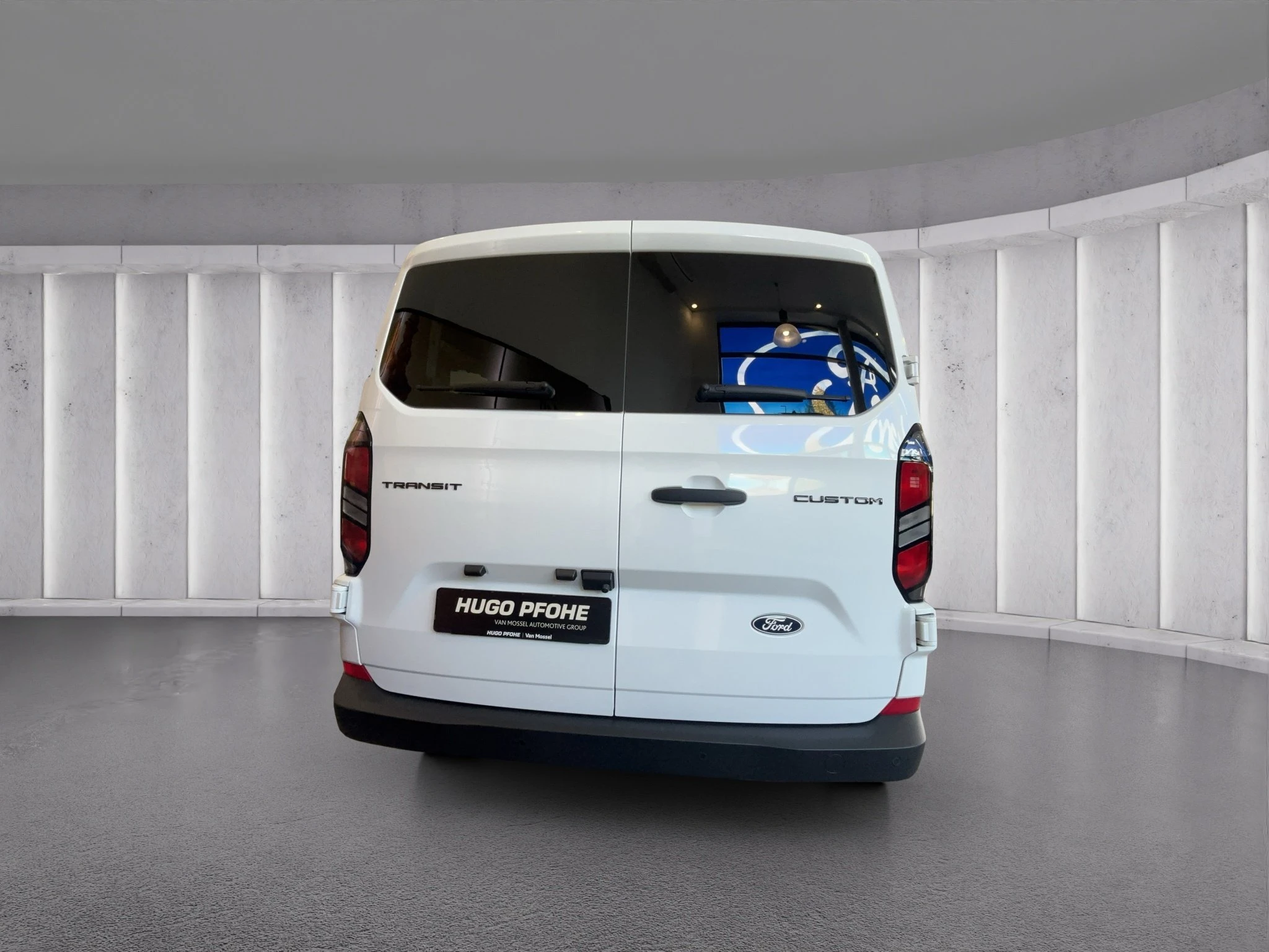 Ford-Transit Custom-image-2