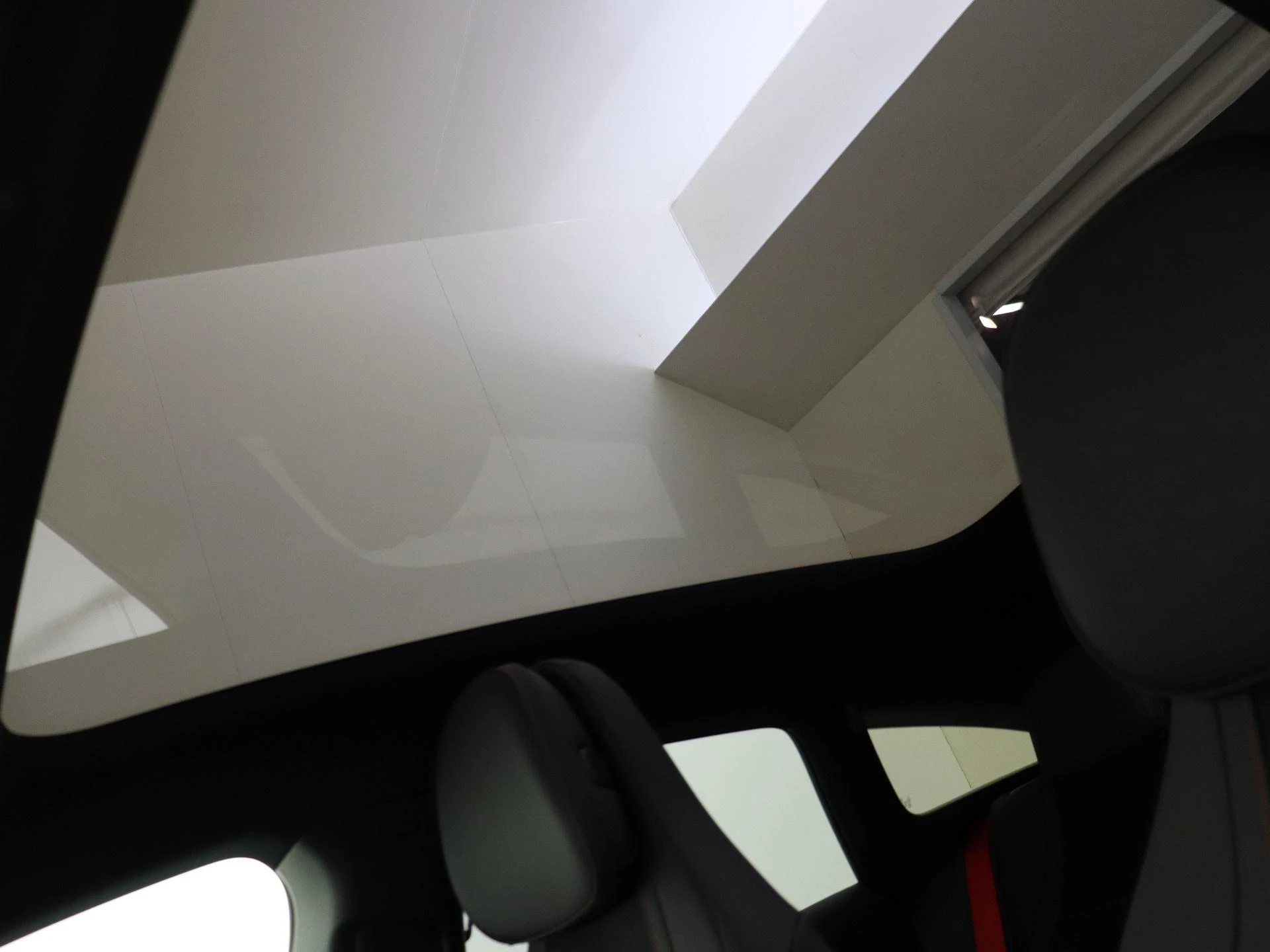 Mercedes-Benz-CLA-image-26
