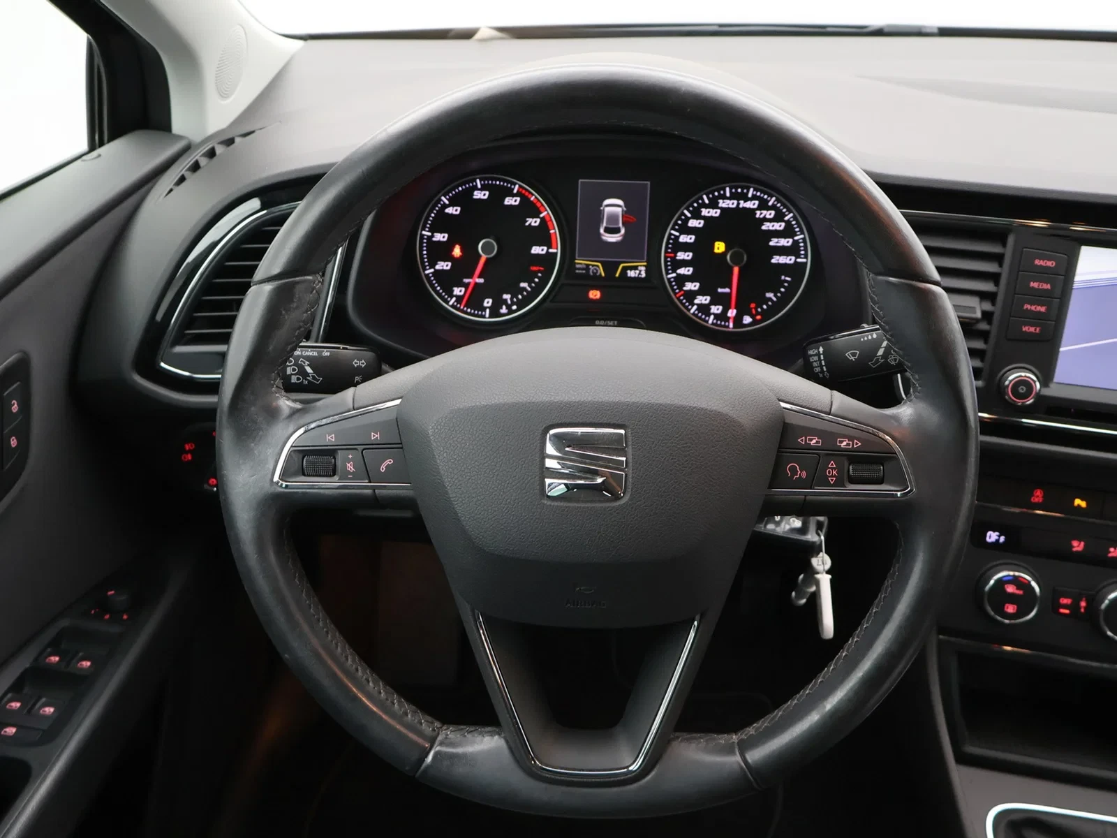 SEAT Leon Leon 1.2TSI *CRUISE CONTROL*PDC*NAVI*RADIO*AIRCO*BLTH*...*