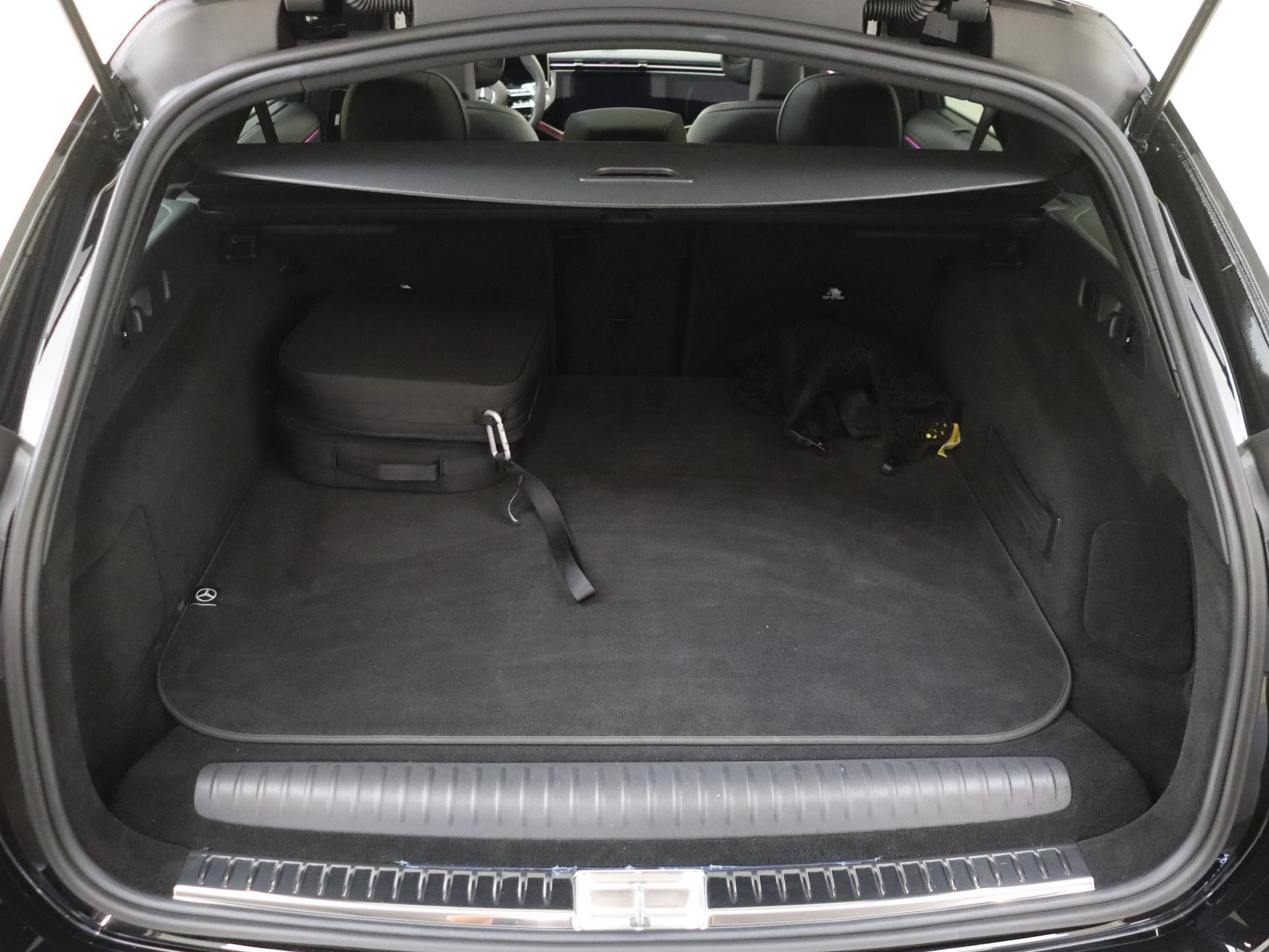 Mercedes-Benz-E-Klasse-image-42