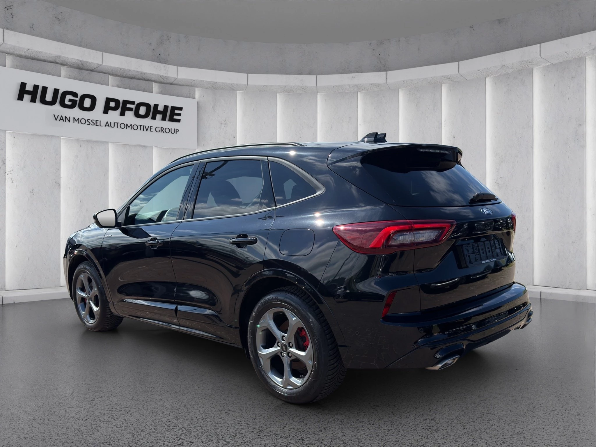 Ford Kuga ST-Line X Aut.*PANO*AHK*360GRAD*LED-MATRIX*NAVI*GRA*WINTER-PKT..