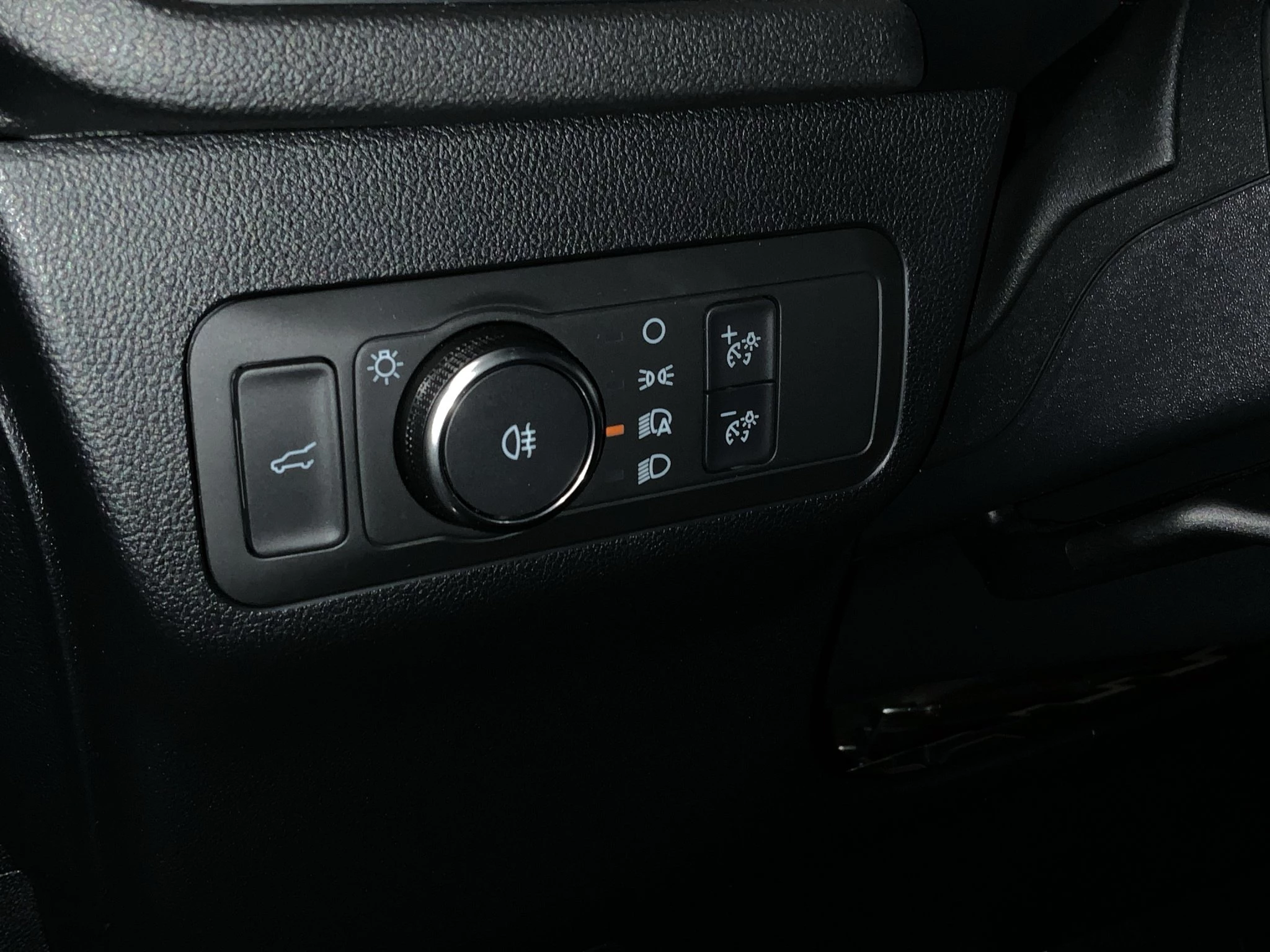 Ford Kuga ST-Line X Aut.*PANO*AHK*360GRAD*LED-MATRIX*NAVI*GRA*WINTER-PKT..