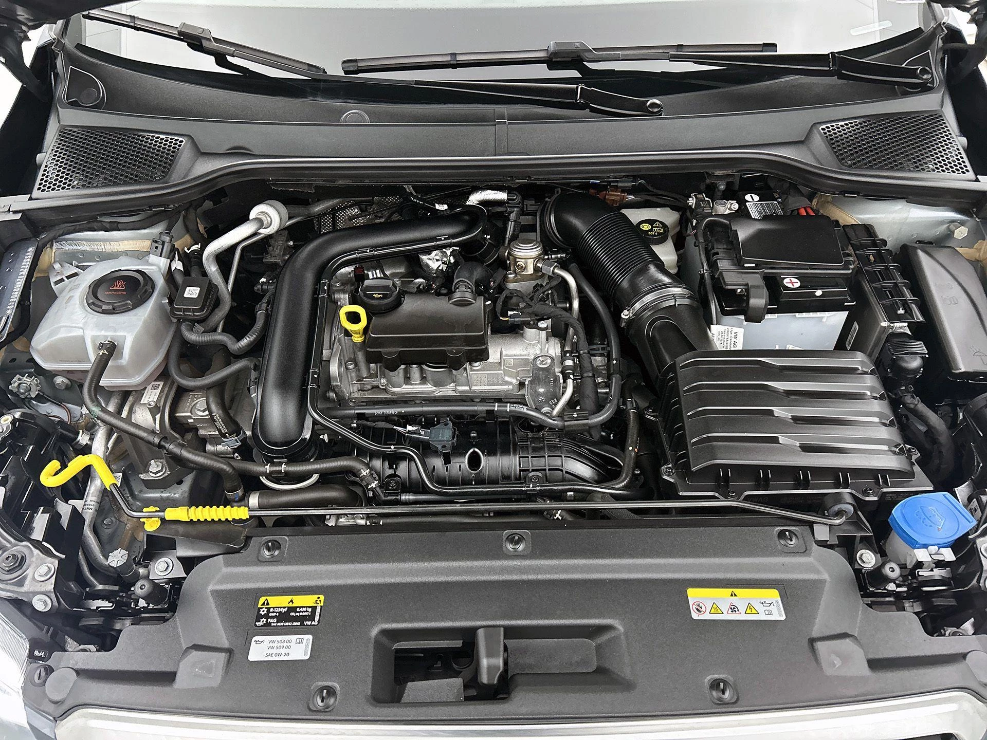 SEAT-Arona-image-28