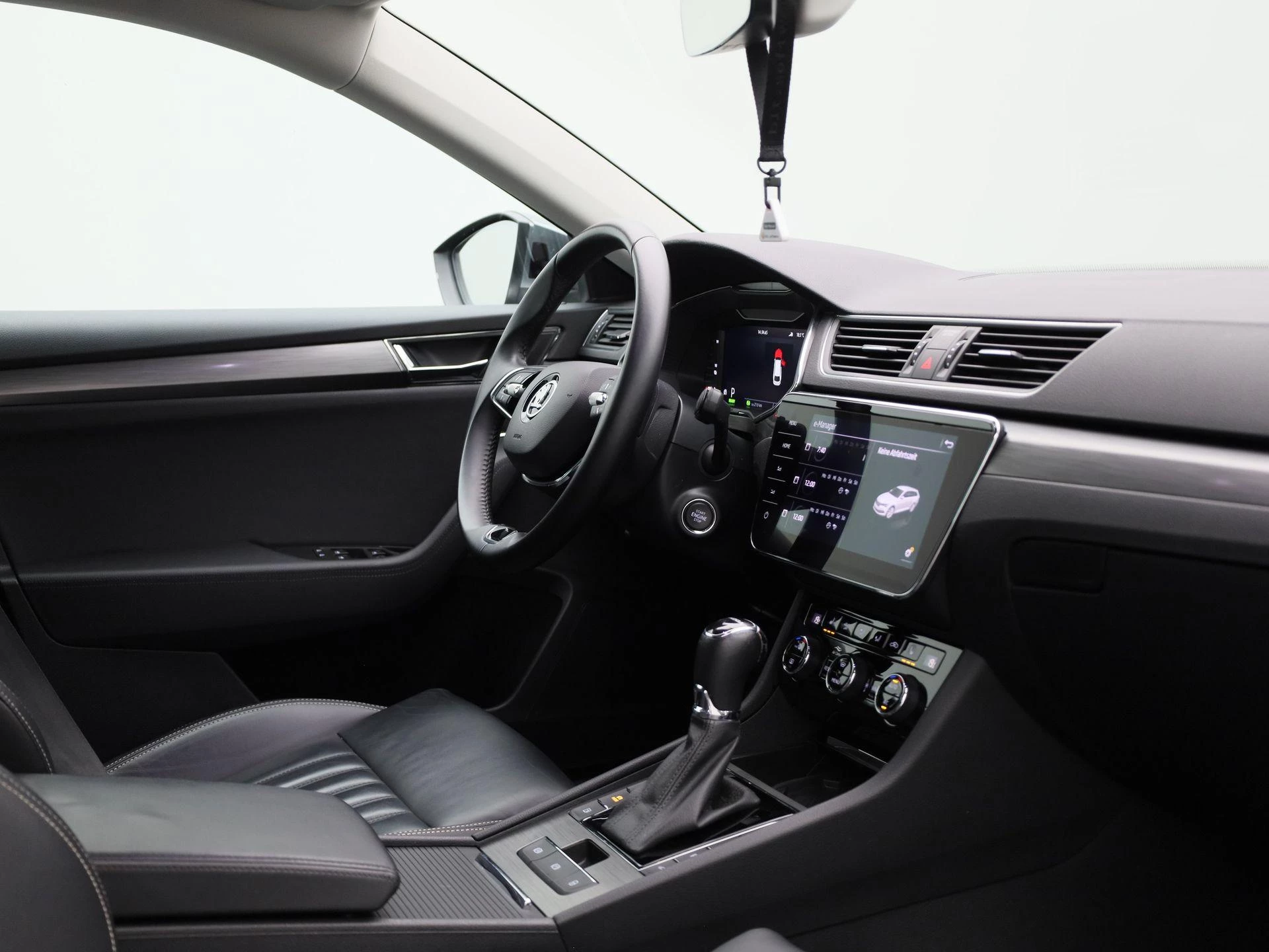 Škoda Superb Combi 1.4 TSI iV 160kW DSG6 Clever+