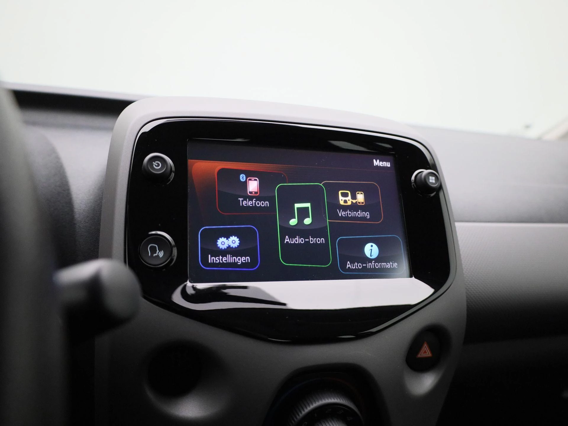 Peugeot-108-image-22